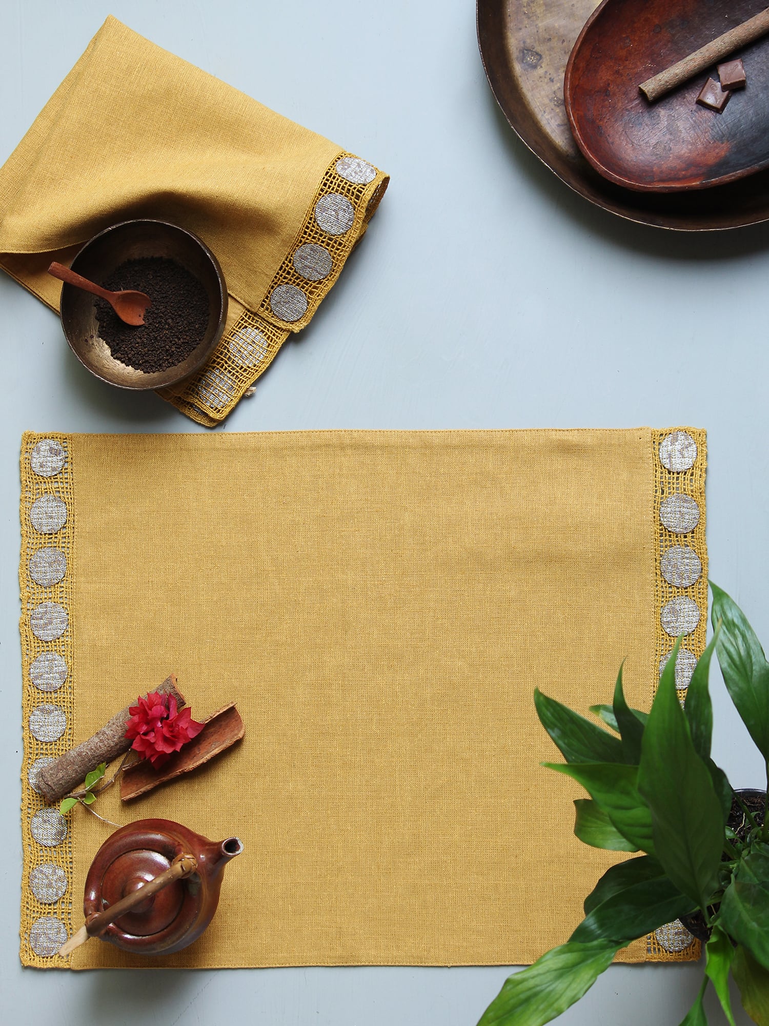 Glow Mustard/Silver Placemat