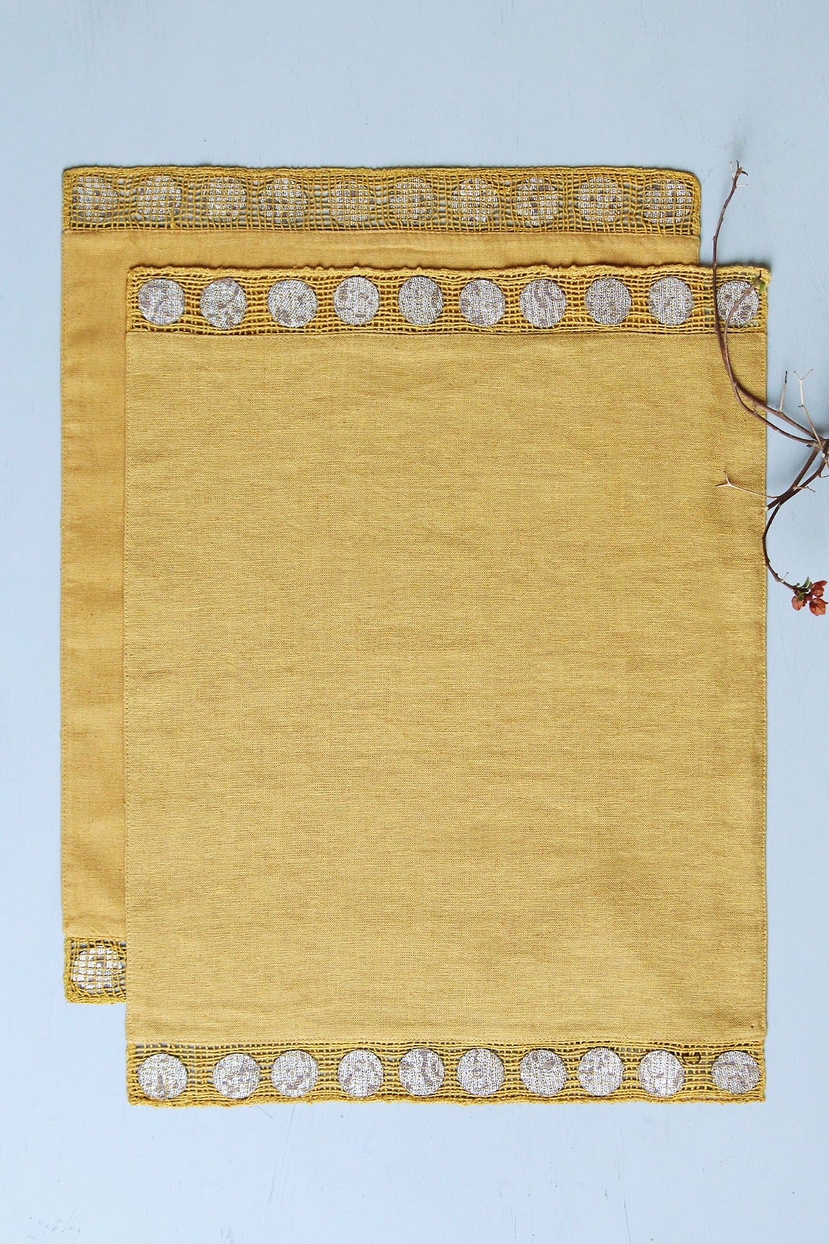 Glow Mustard/Silver Placemat