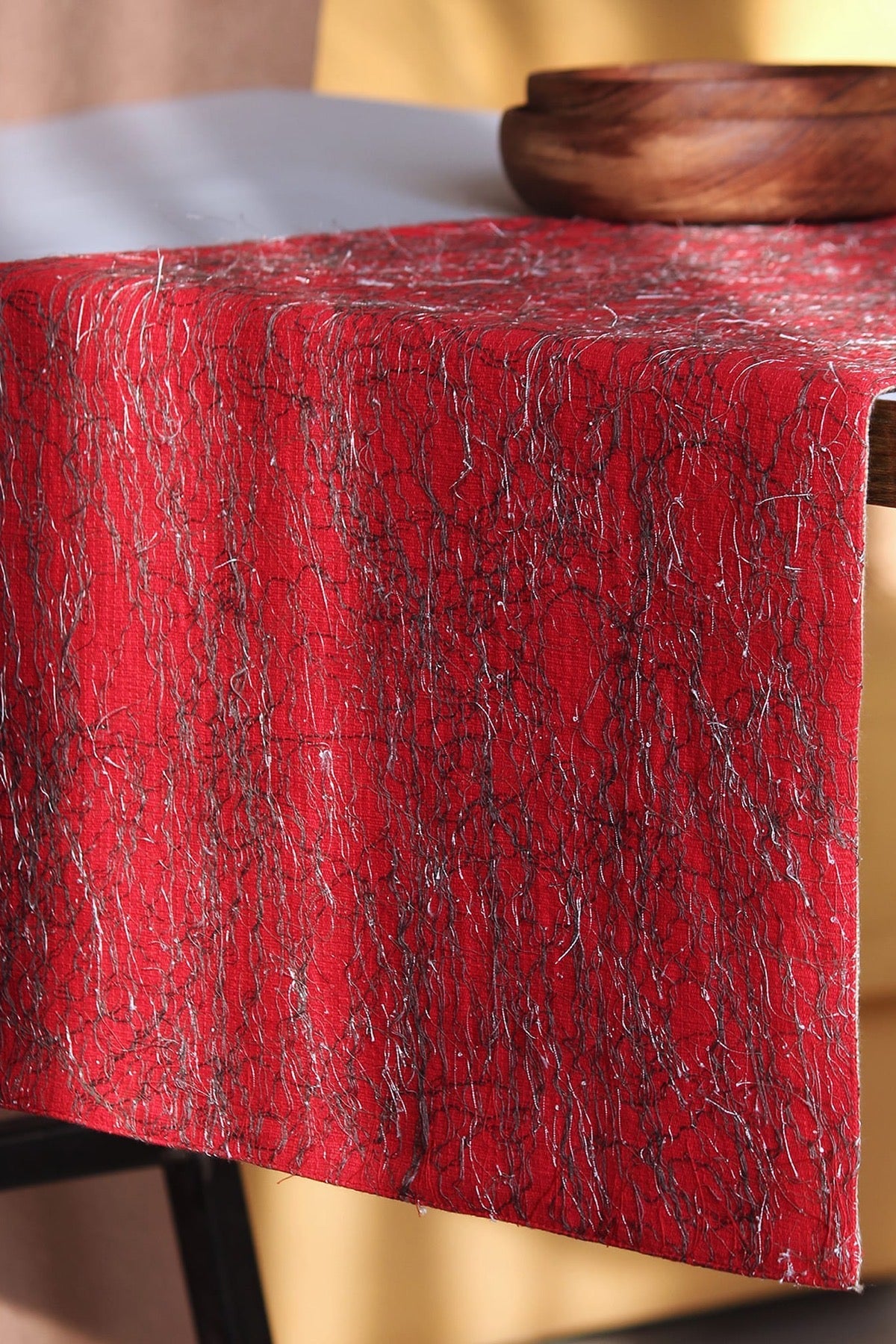 Venis Red Runner