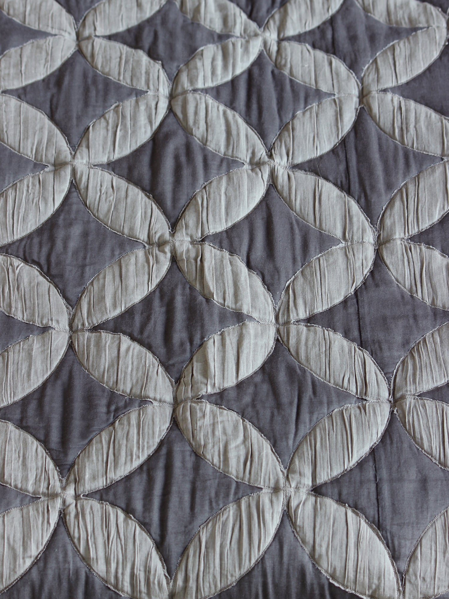 Vanya Bed Cover