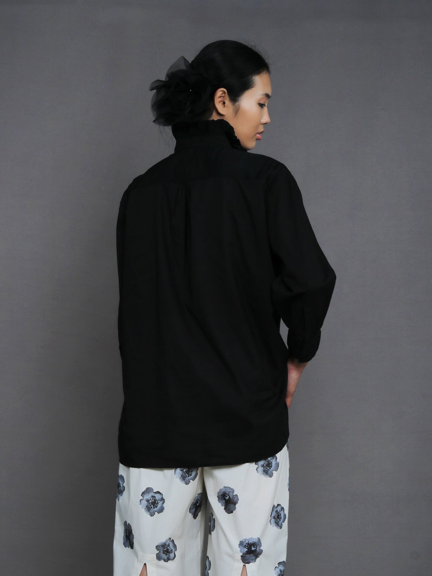 Isla Black Shirt