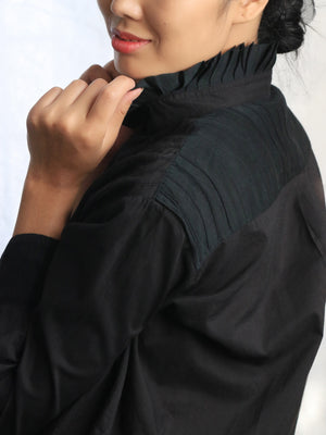 Isla Black Shirt