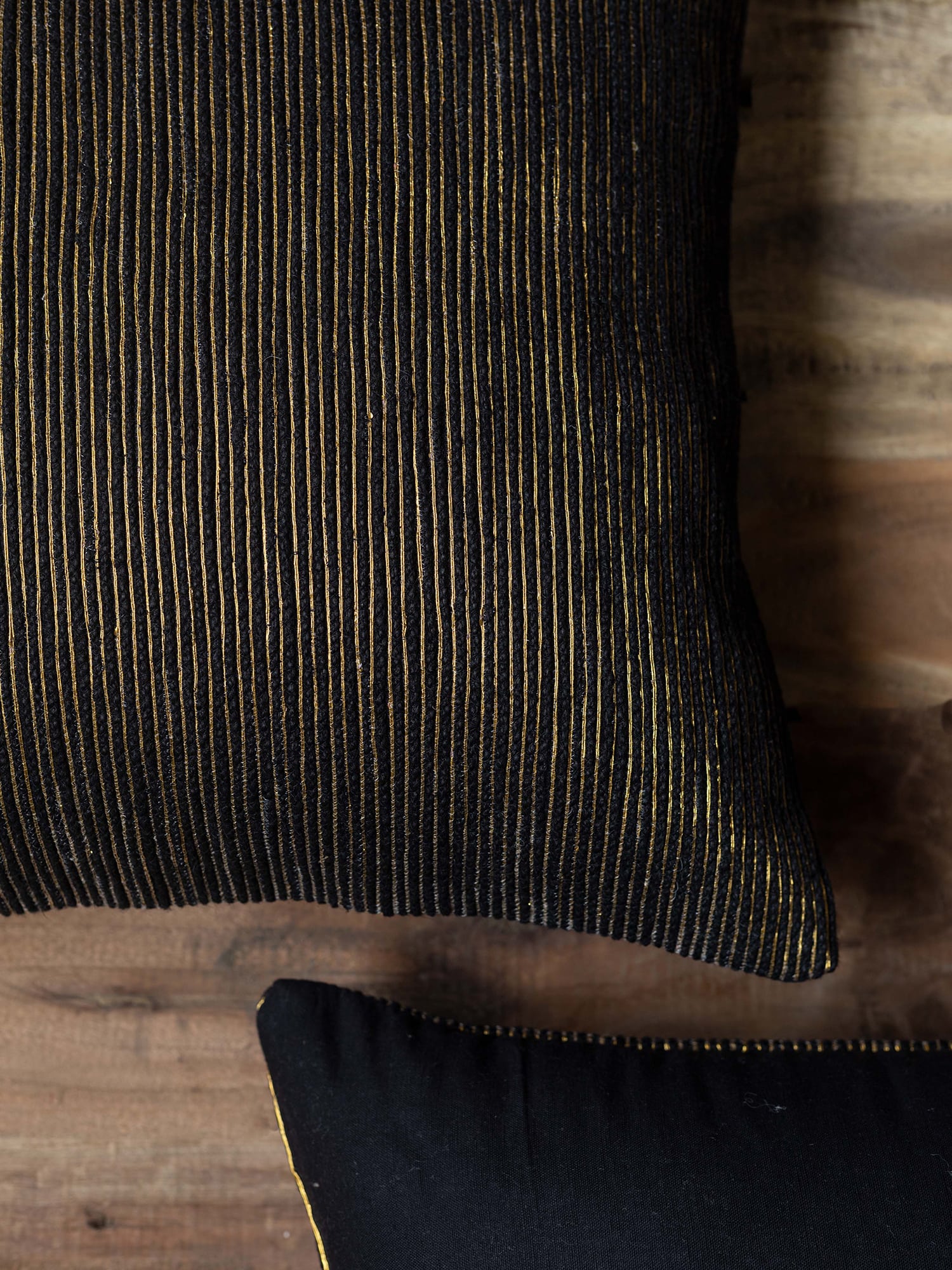 Kopet Gold Cushion Cover