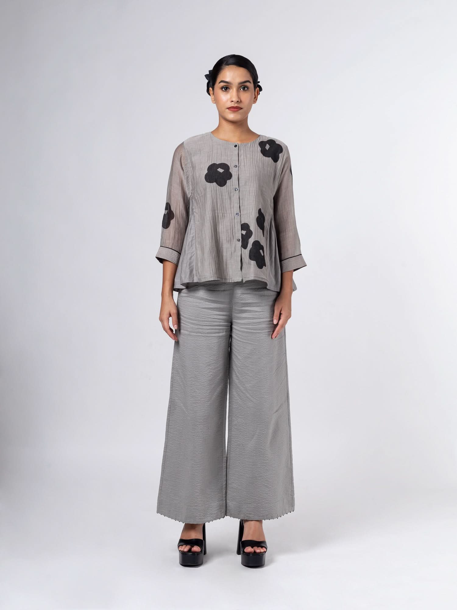Vashti Grey Black Top