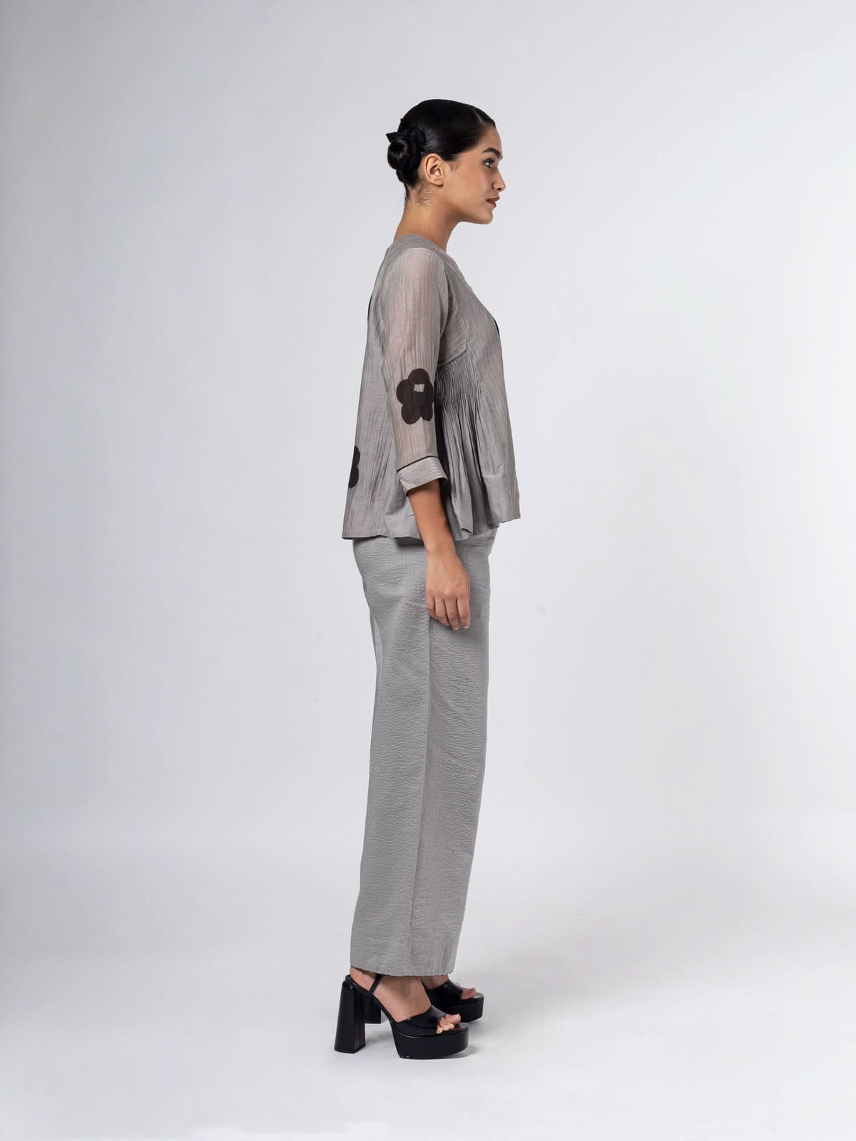 Vashti Grey Black Top