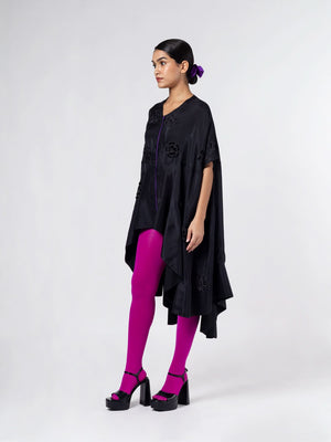 Jun Black Cape