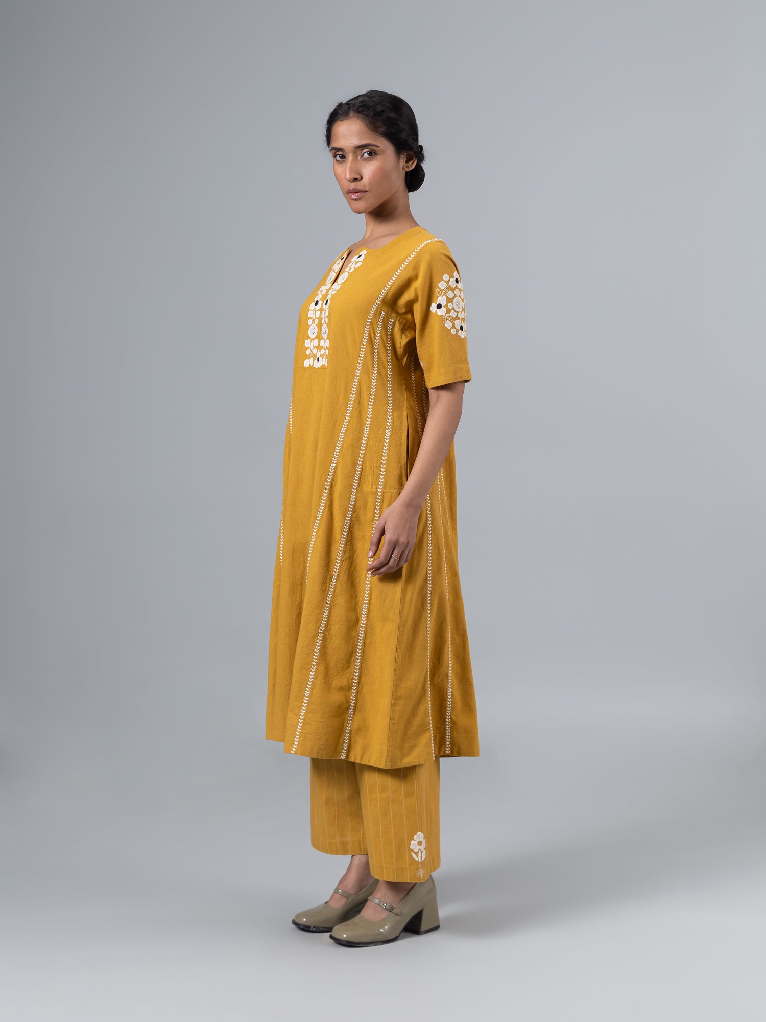 Laki Mustard Kurta