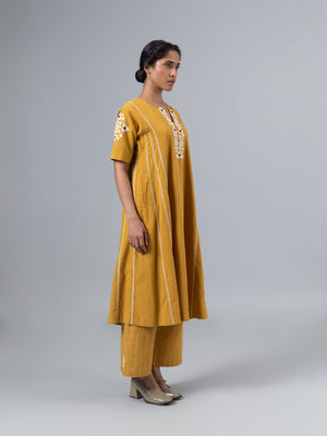 Laki Mustard Kurta