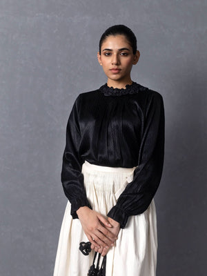 Miyako Black Top
