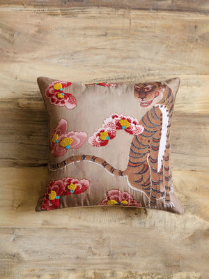 Leu Cushion Cover