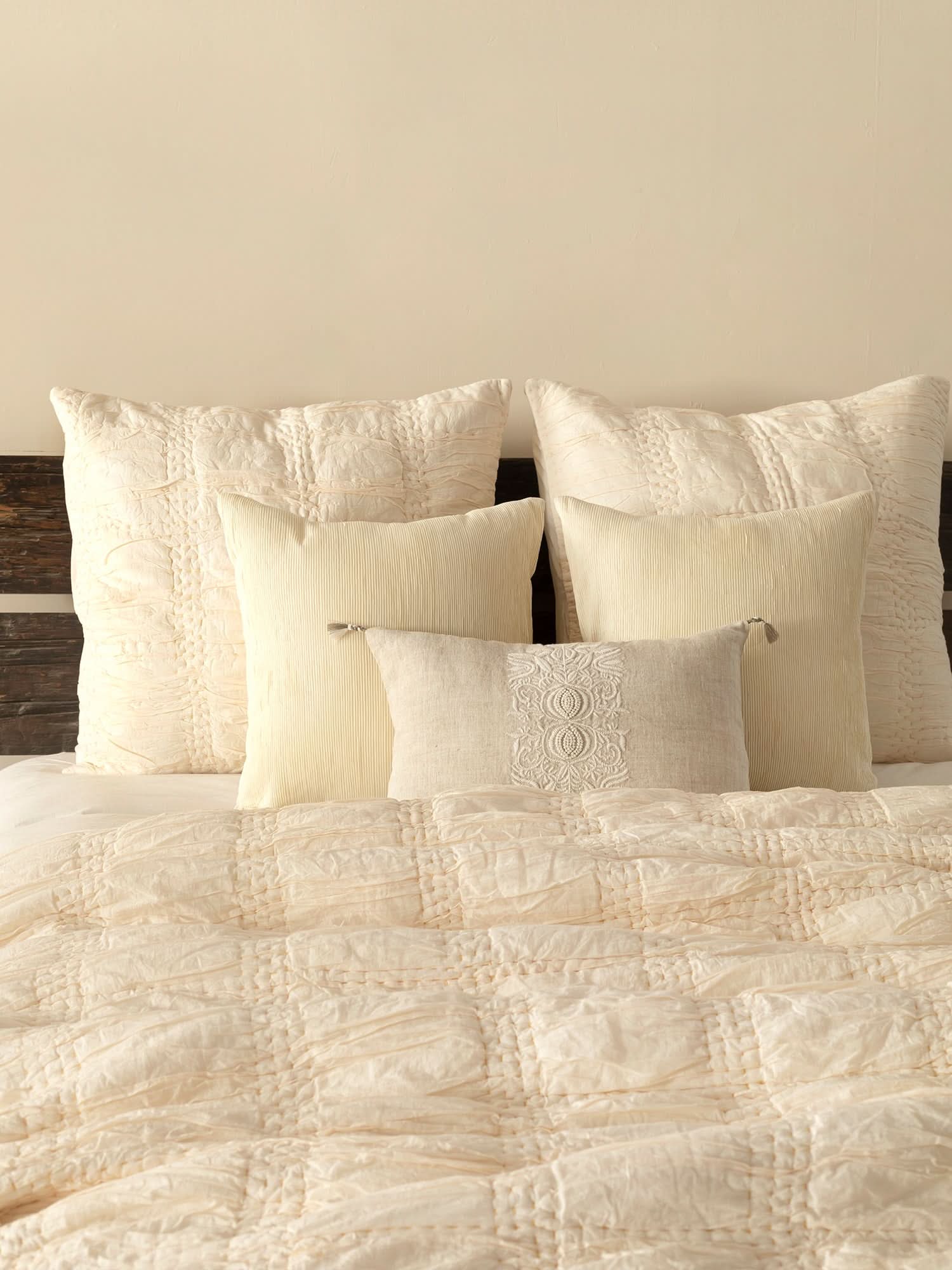 Crimp set of 3 Natural Bedding Set