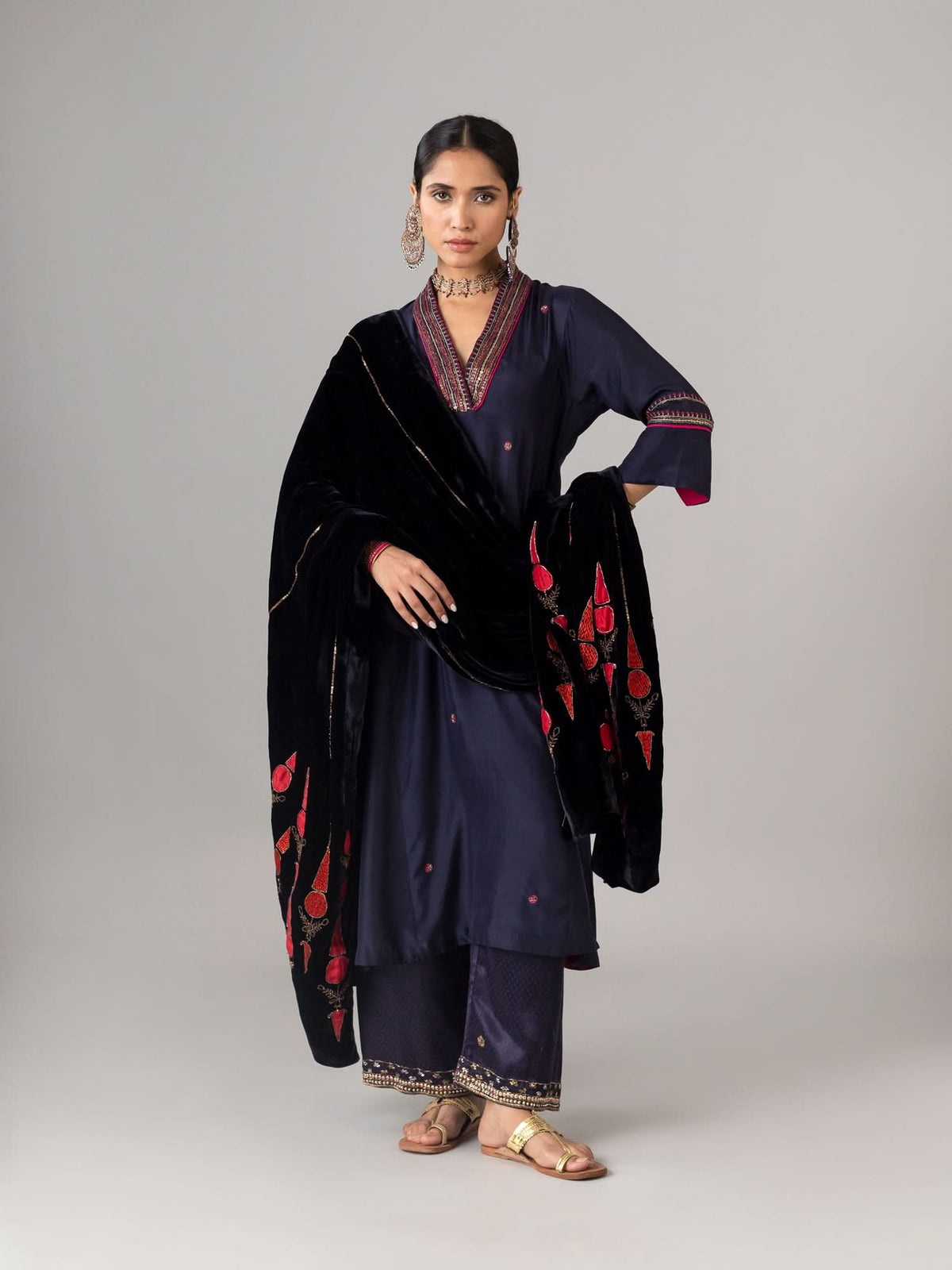 Ludhiana Black Shawl