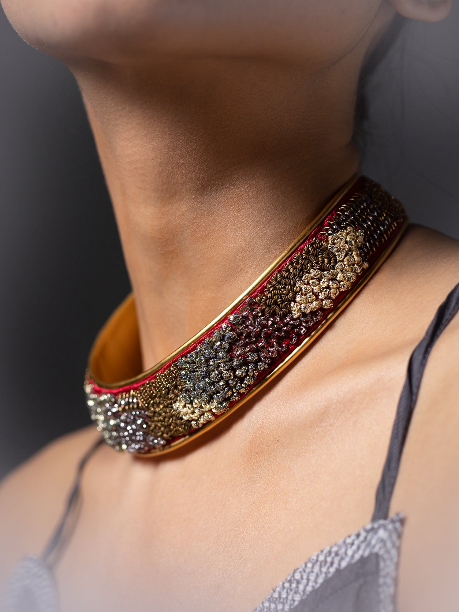 Zeenat  Red  Choker