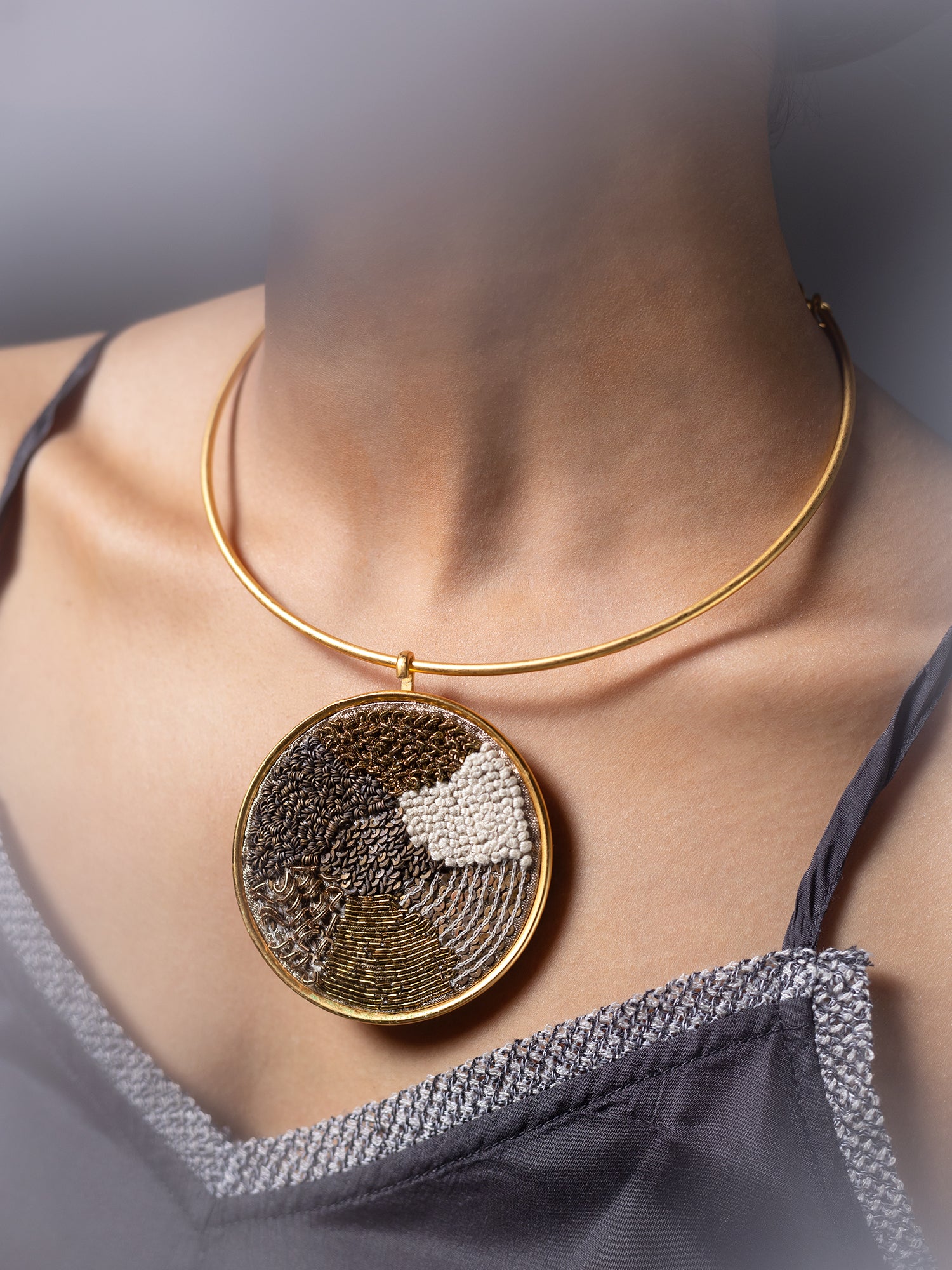 Mehfil  Gold  Pendant