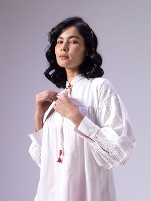 Tsuki White Top