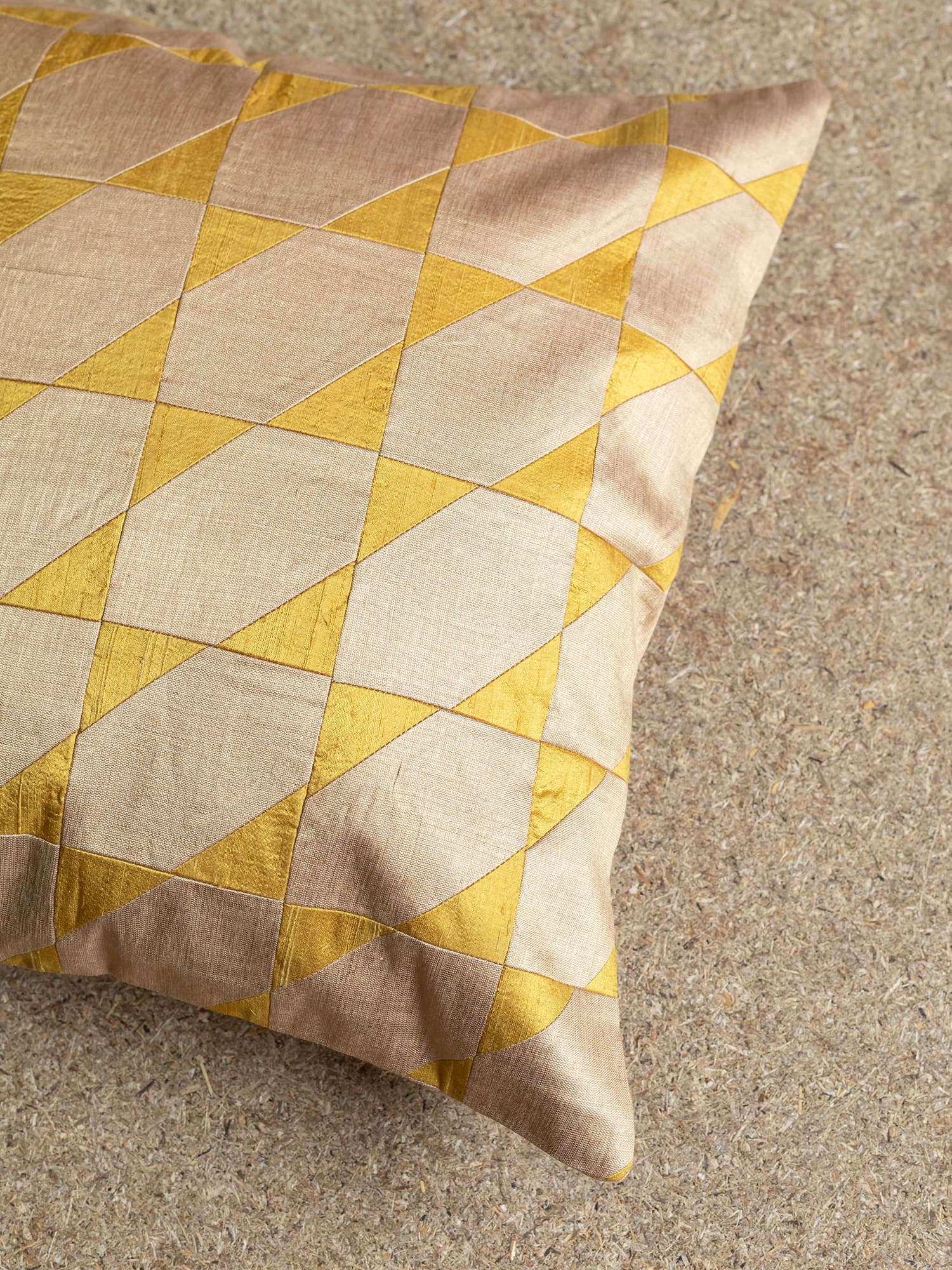 Oregano Beige Cushion Cover