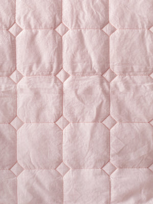 Airi Pink Bedding Set