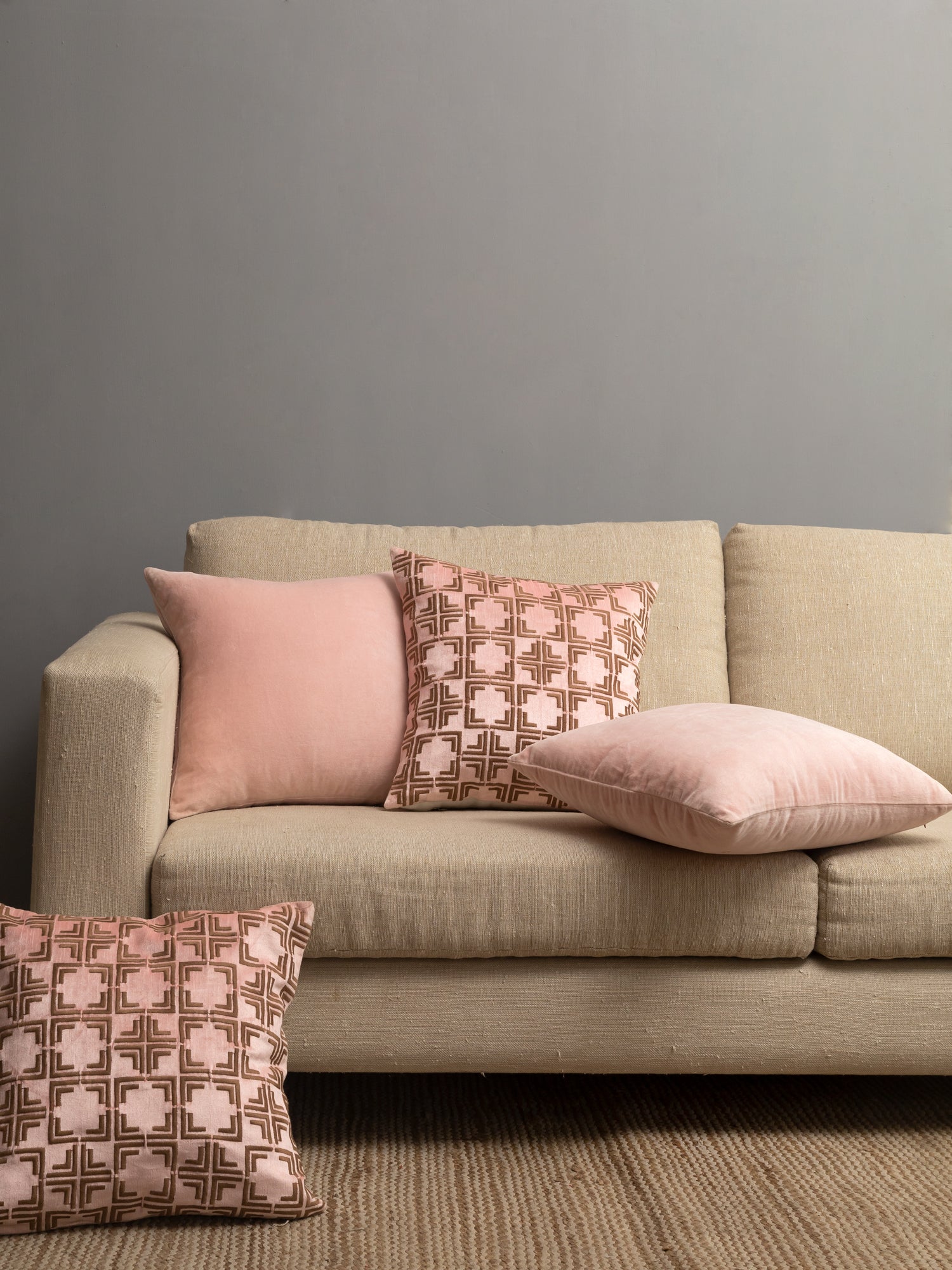 Rika  Bundled Cushion (Set of 4)