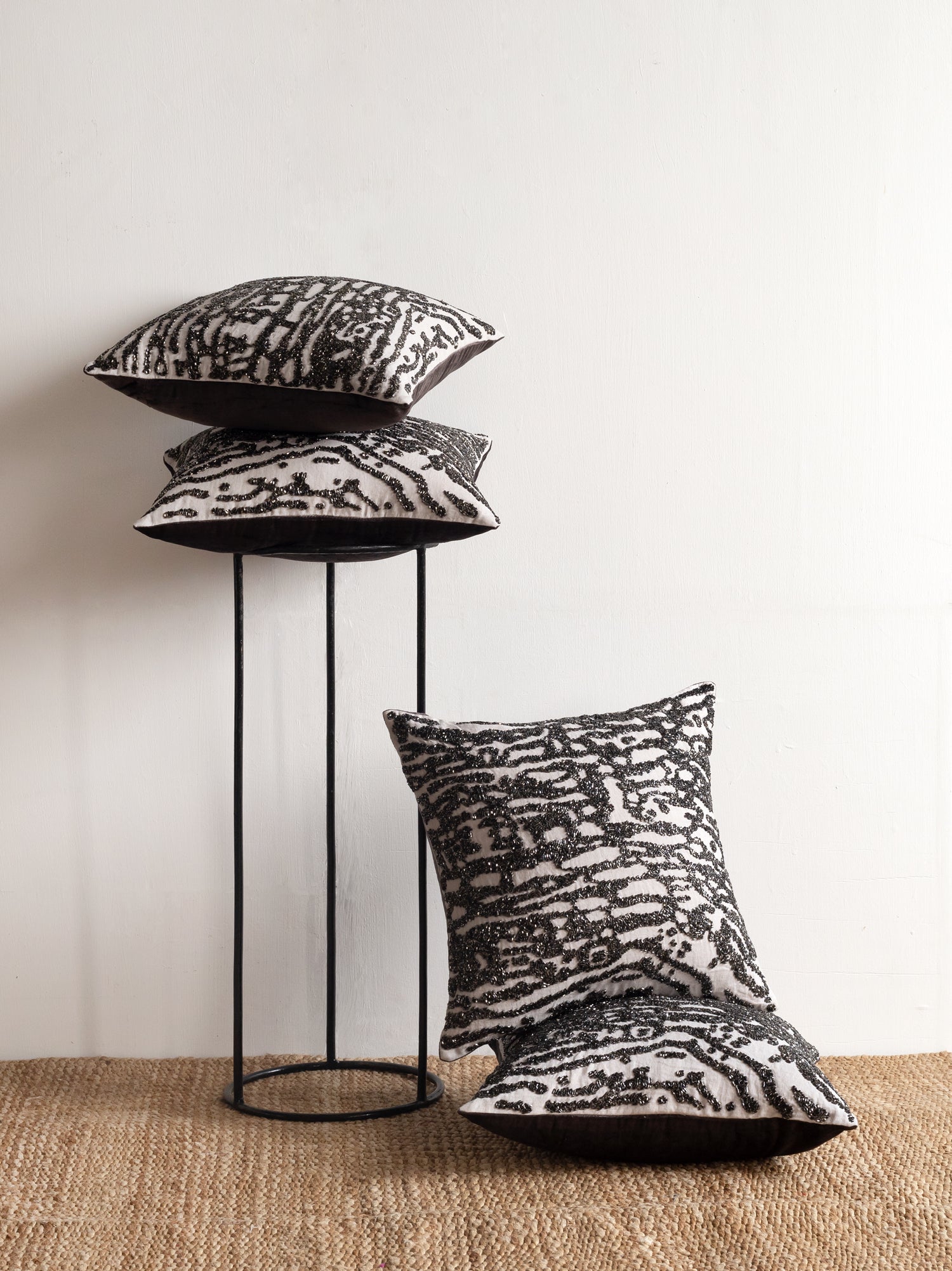 Beehivee  Bundled Cushion (Set of 4)