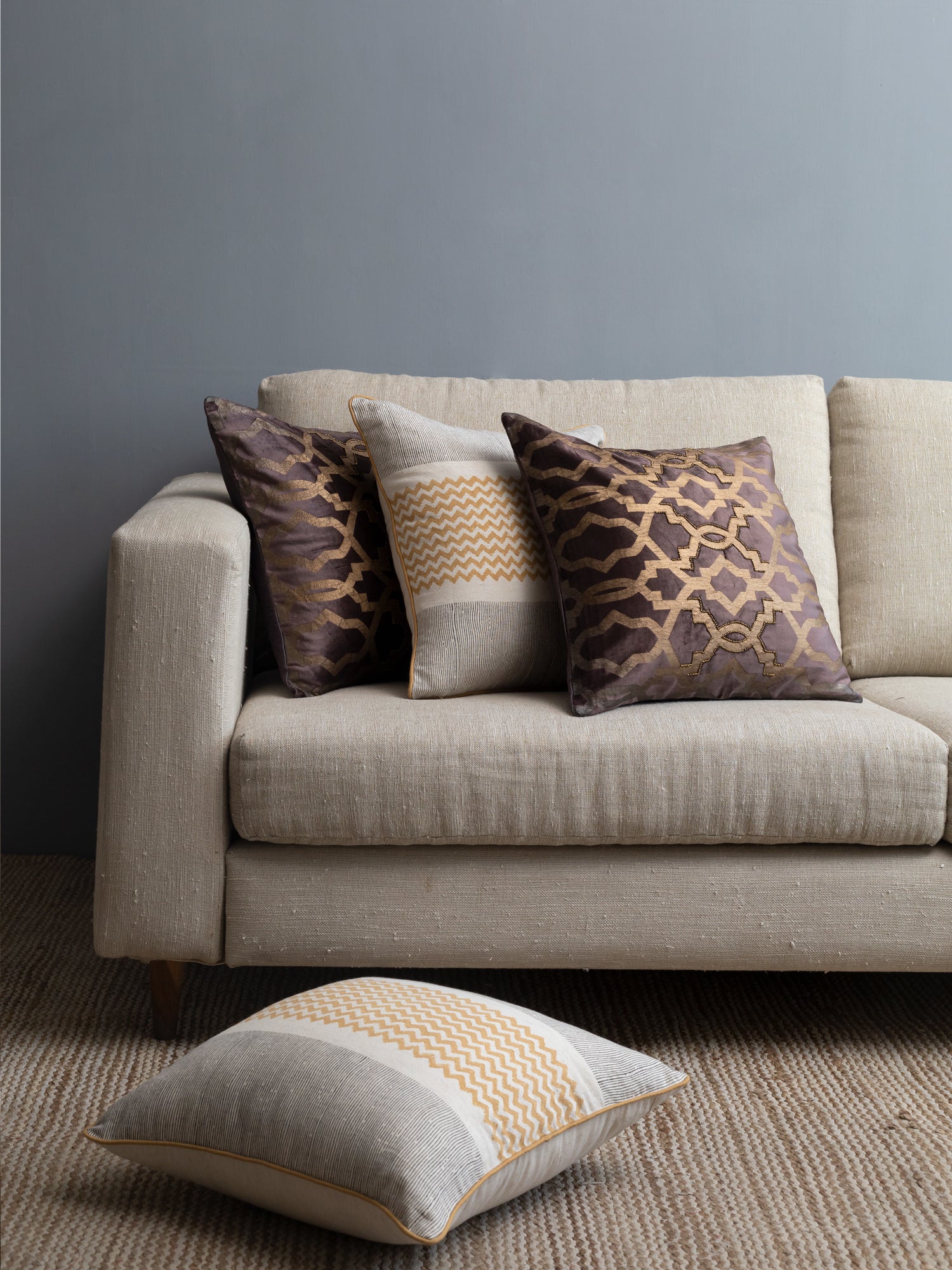 Poldiy  Bundled Cushion (Set of 4)