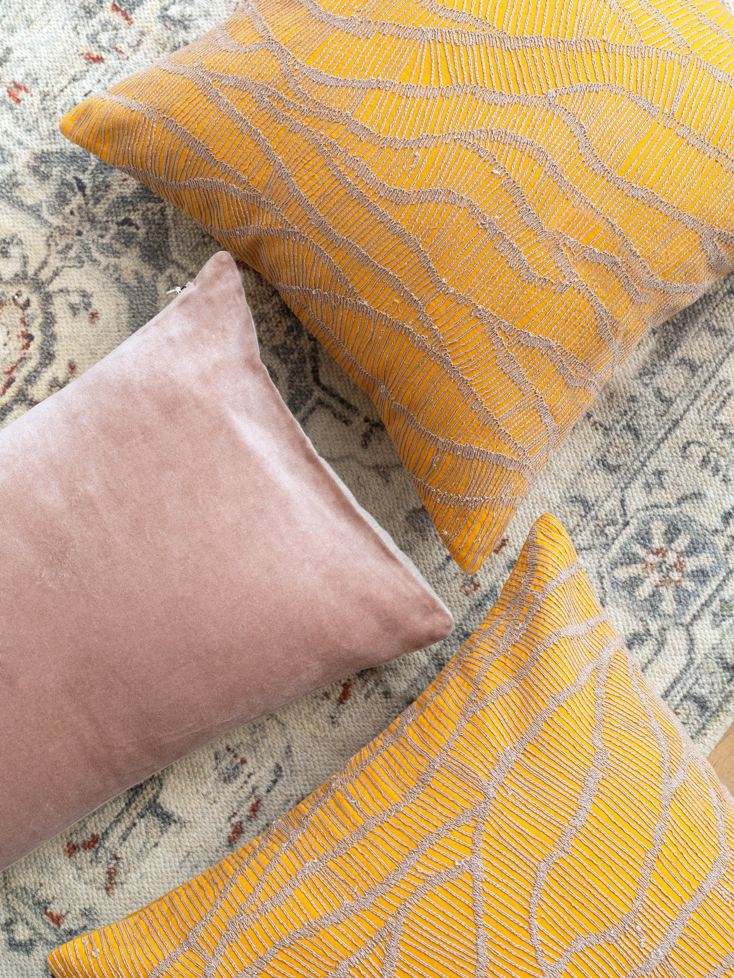 Chiyo  Bundled Cushion (Set of 3)