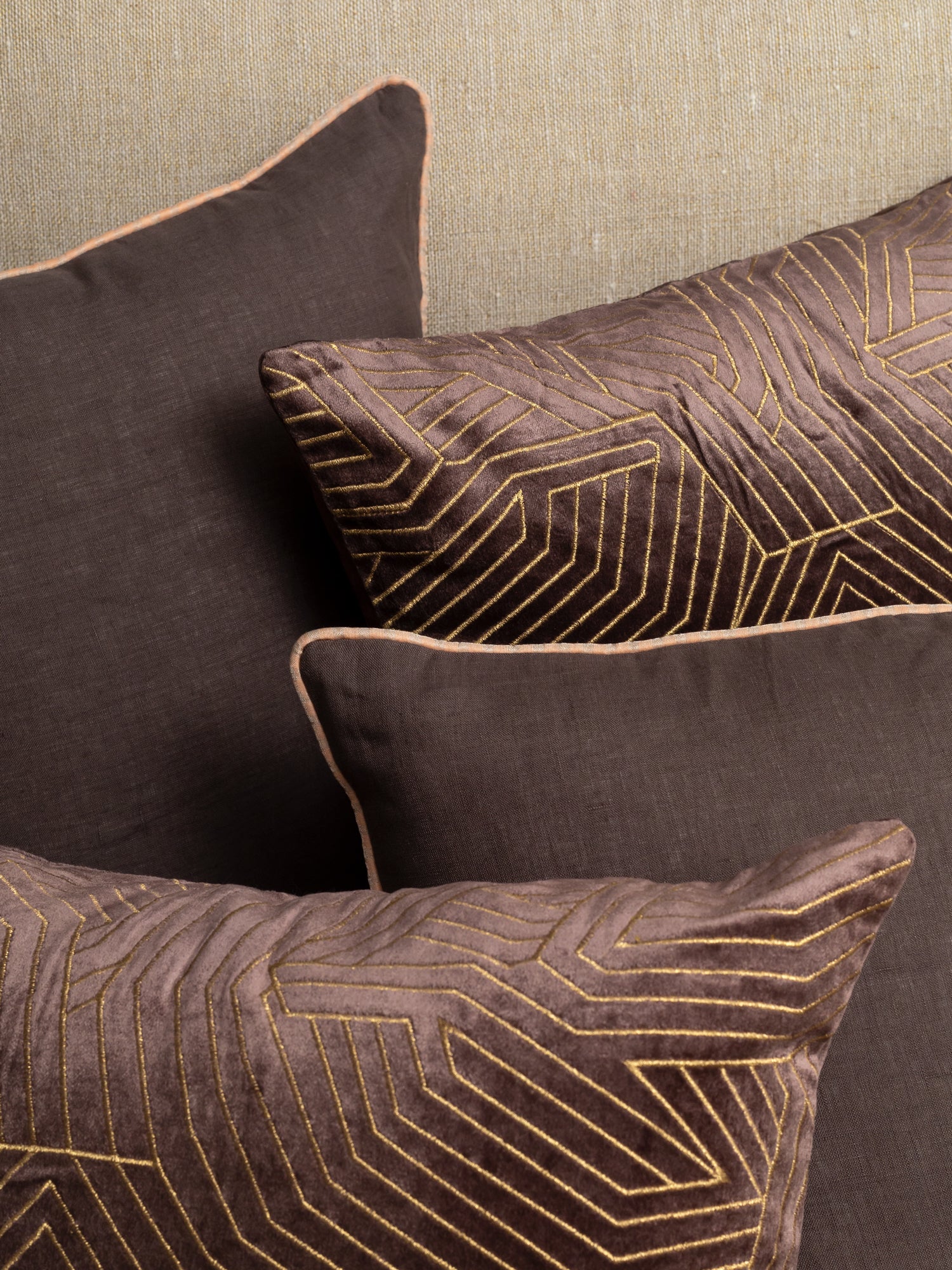 Honeydeww  Bundled Cushion (Set of 4)