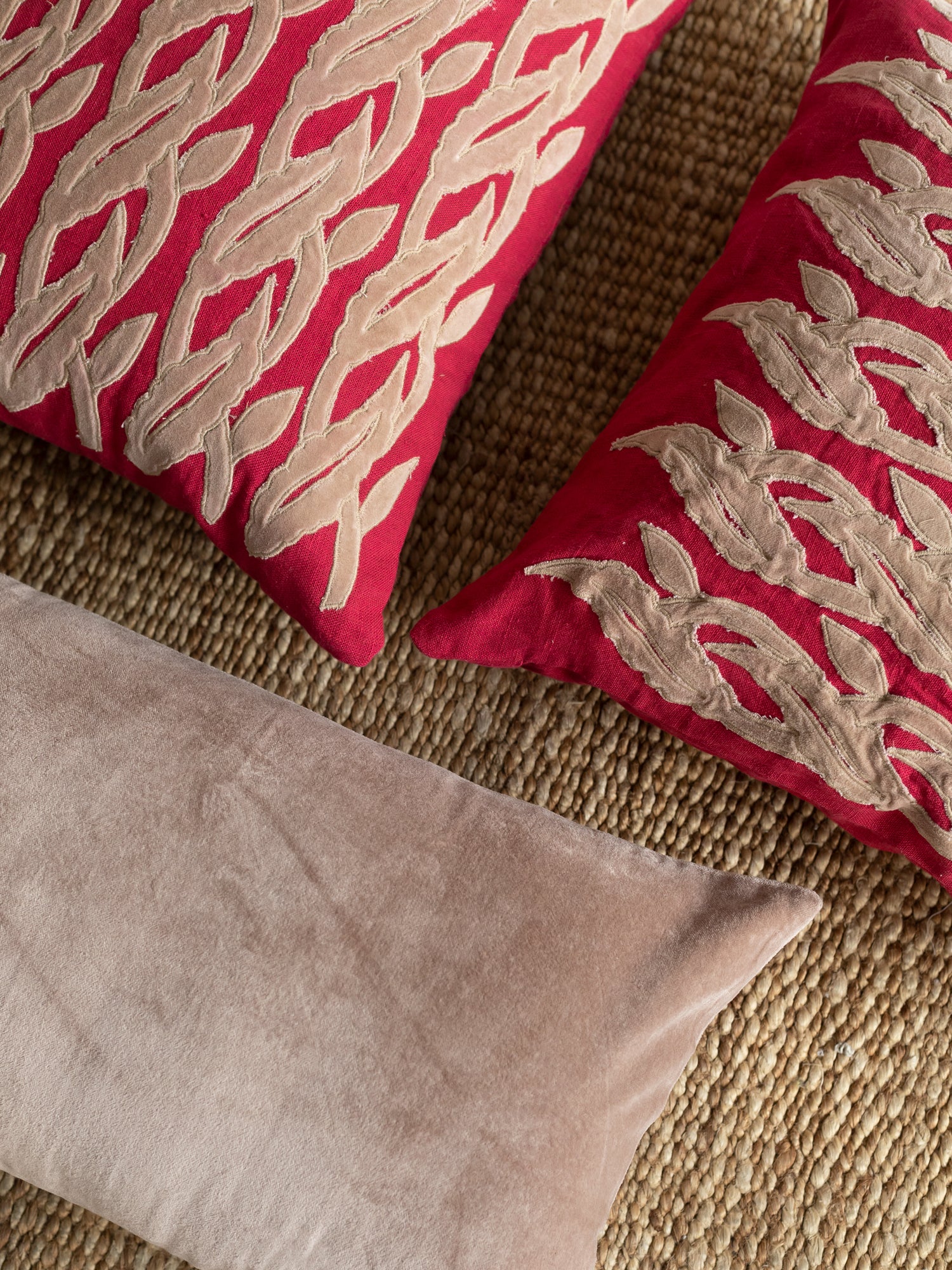 Annyy  Bundled Cushion (Set of 3)
