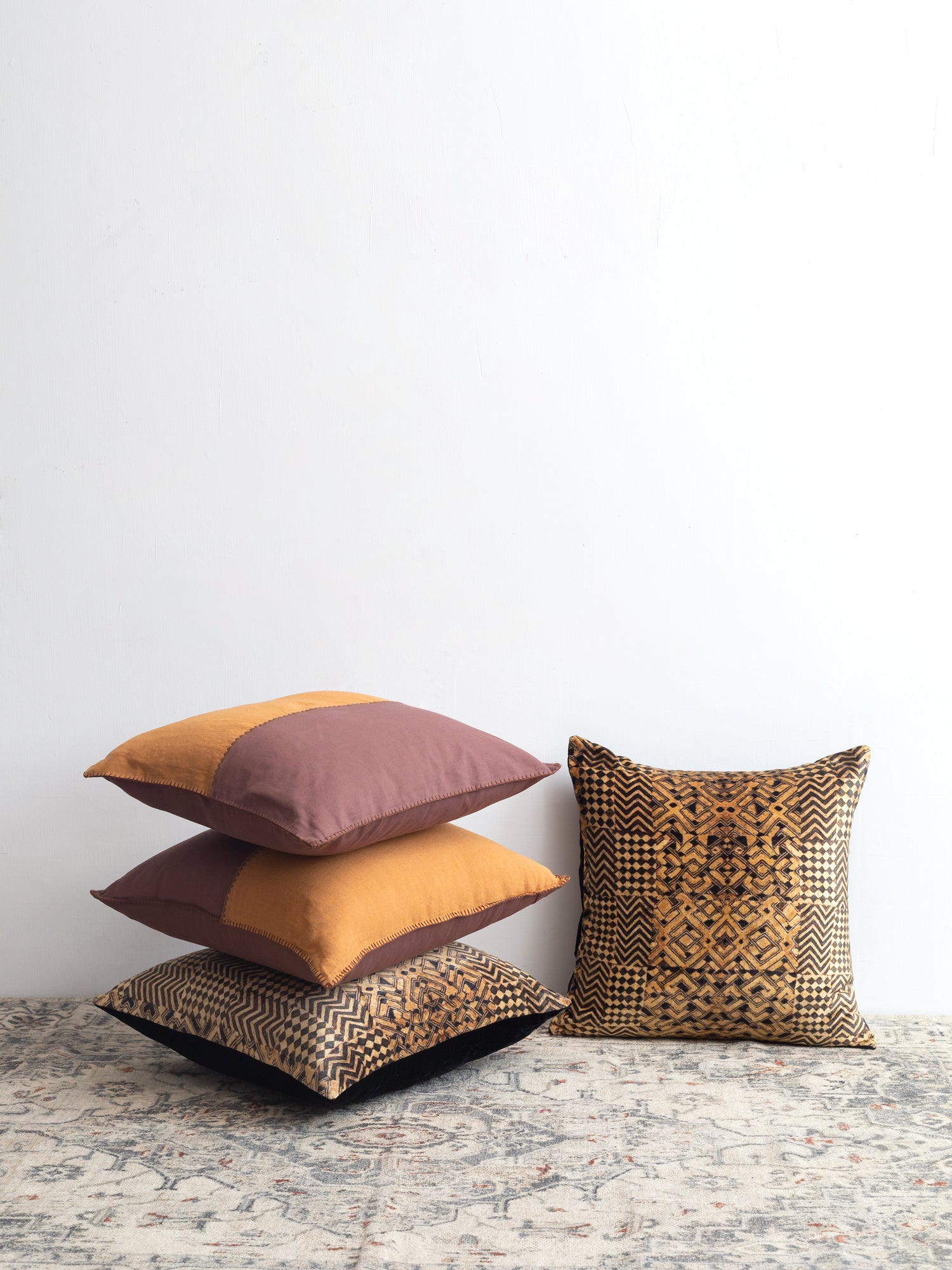 Emio  Bundled Cushion (Set of 4)