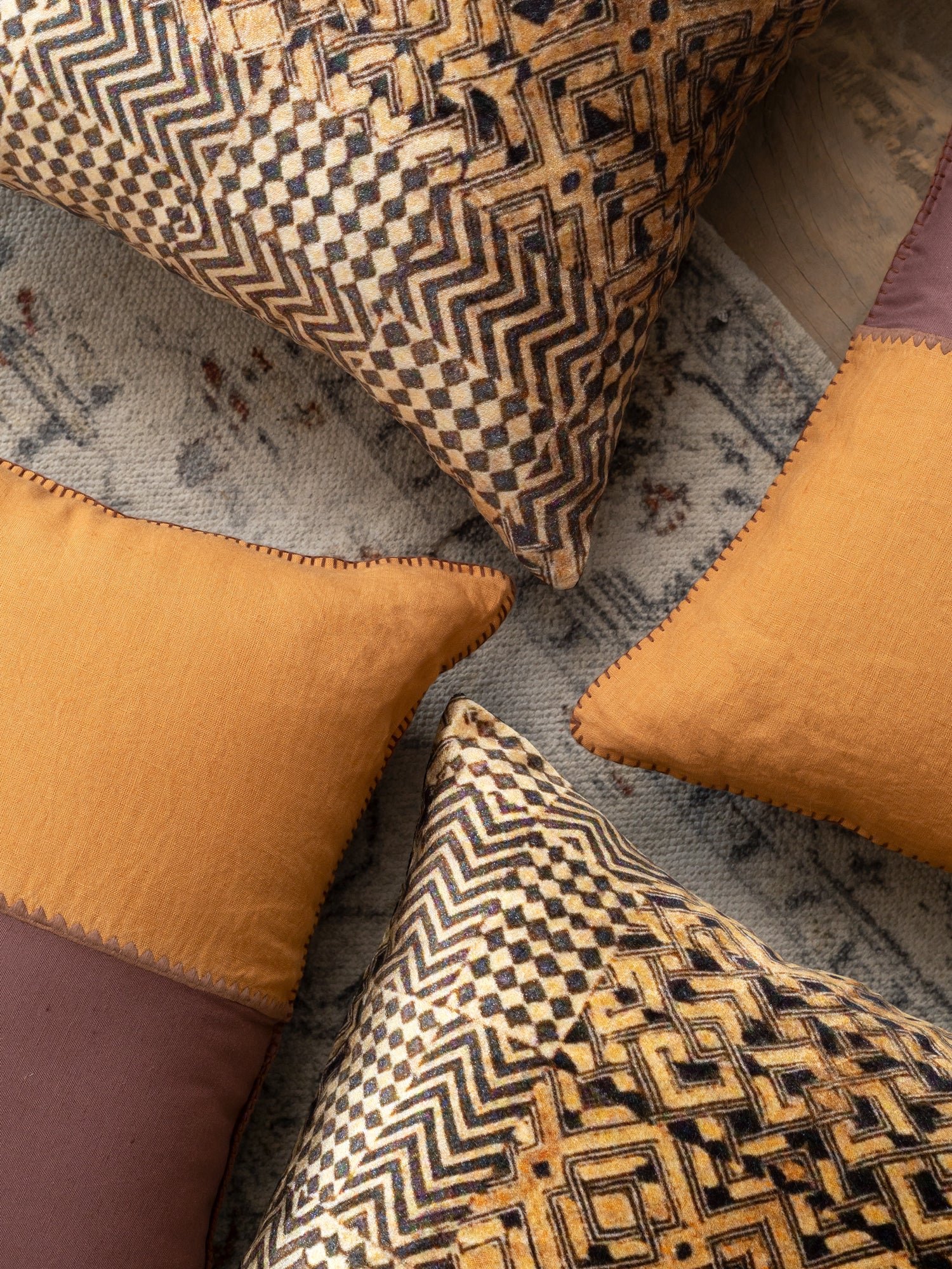 Emio  Bundled Cushion (Set of 4)