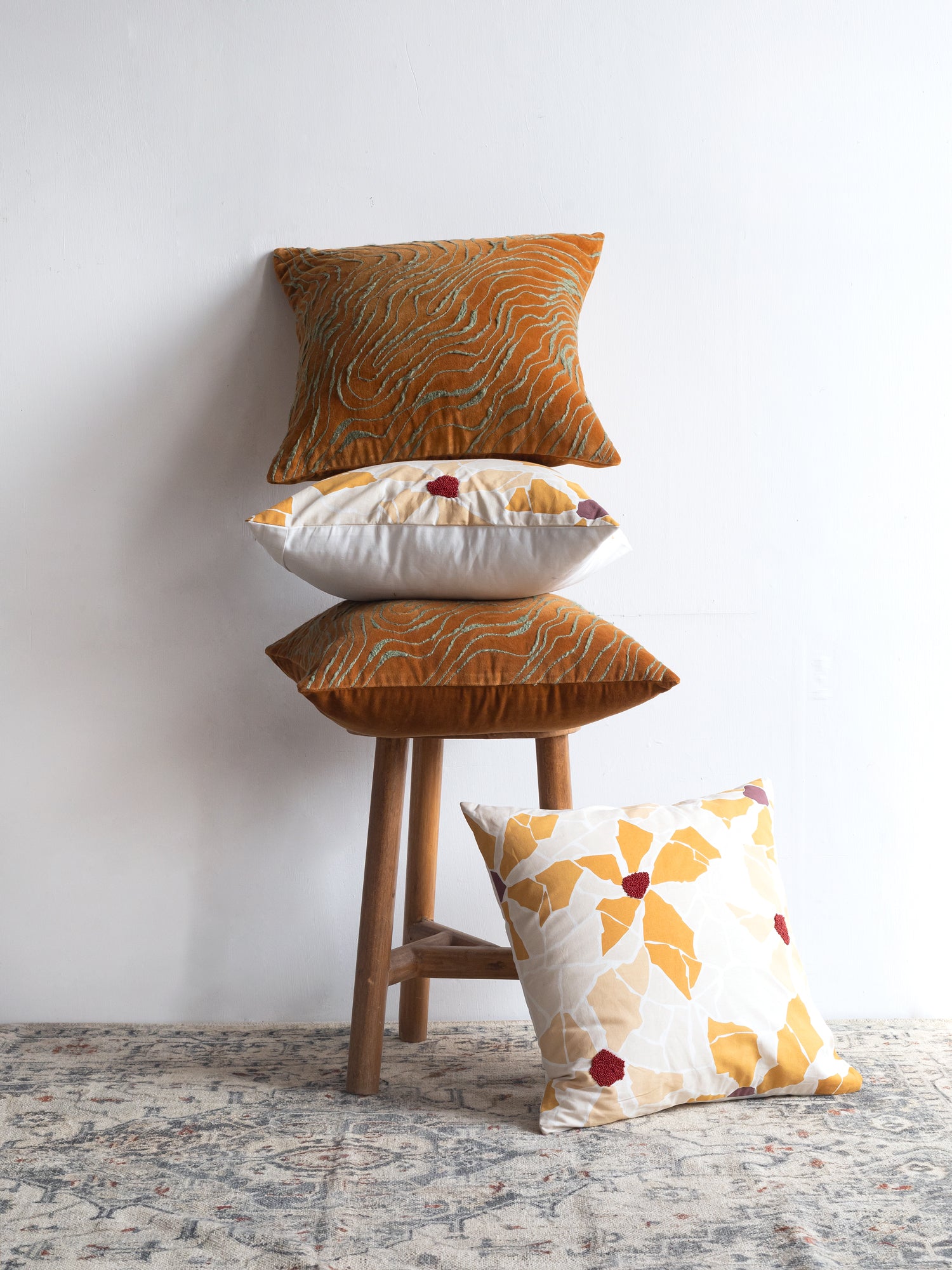 Kiri  Bundled Cushion (Set of 4)