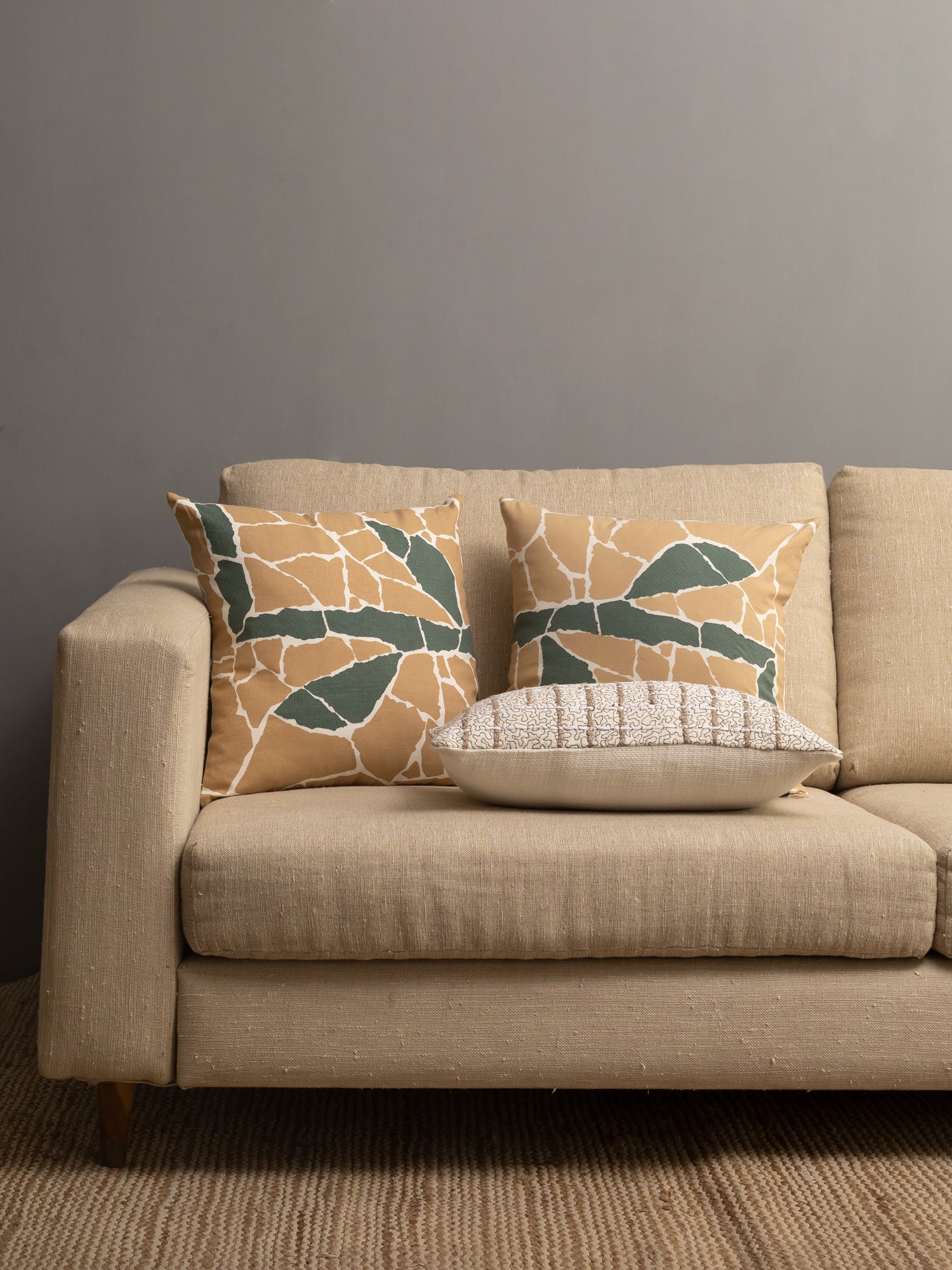 Tirapit  Bundled Cushion (Set of 3)