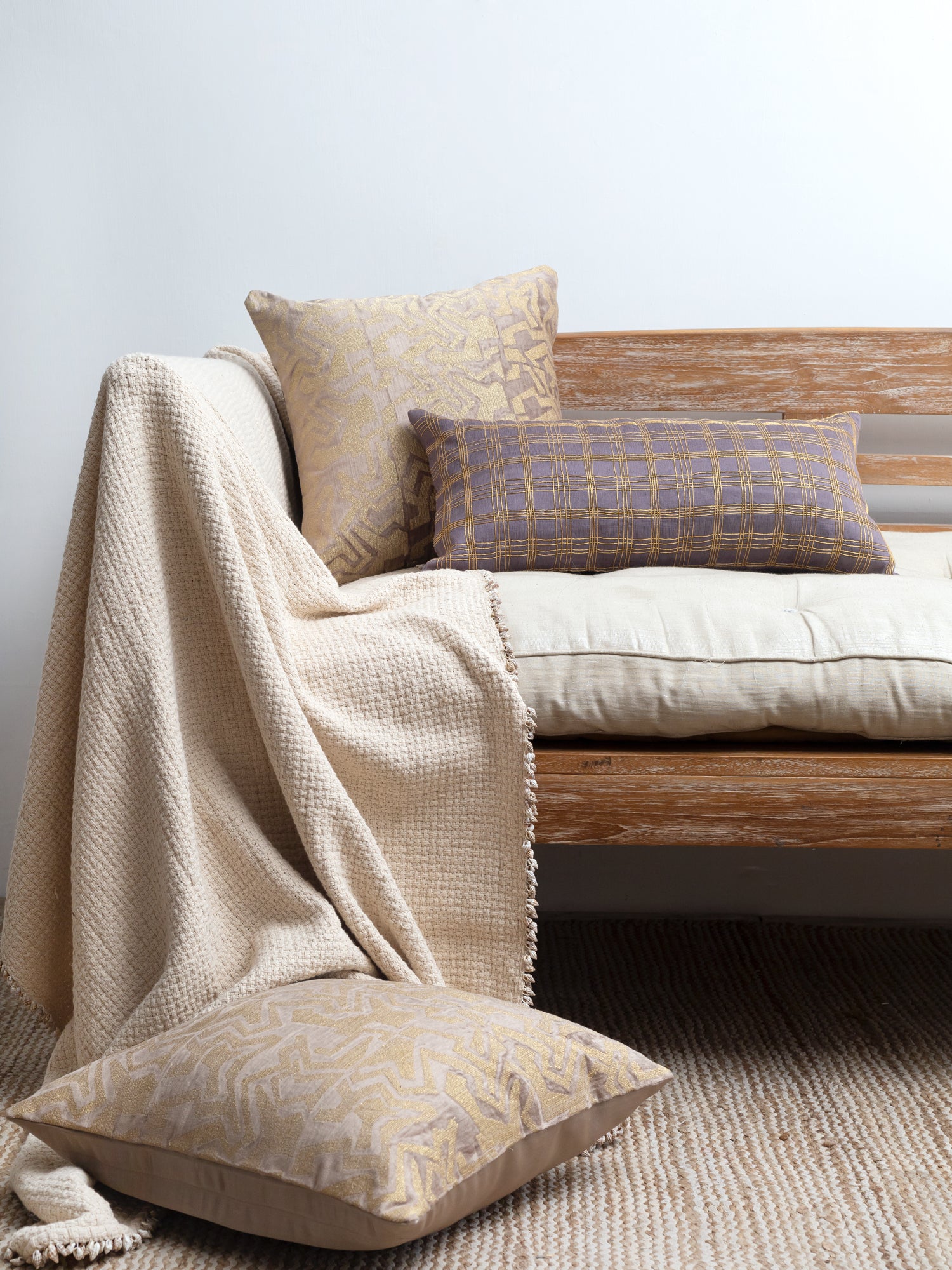 Liesaa  Bundled Cushion (Set of 3)