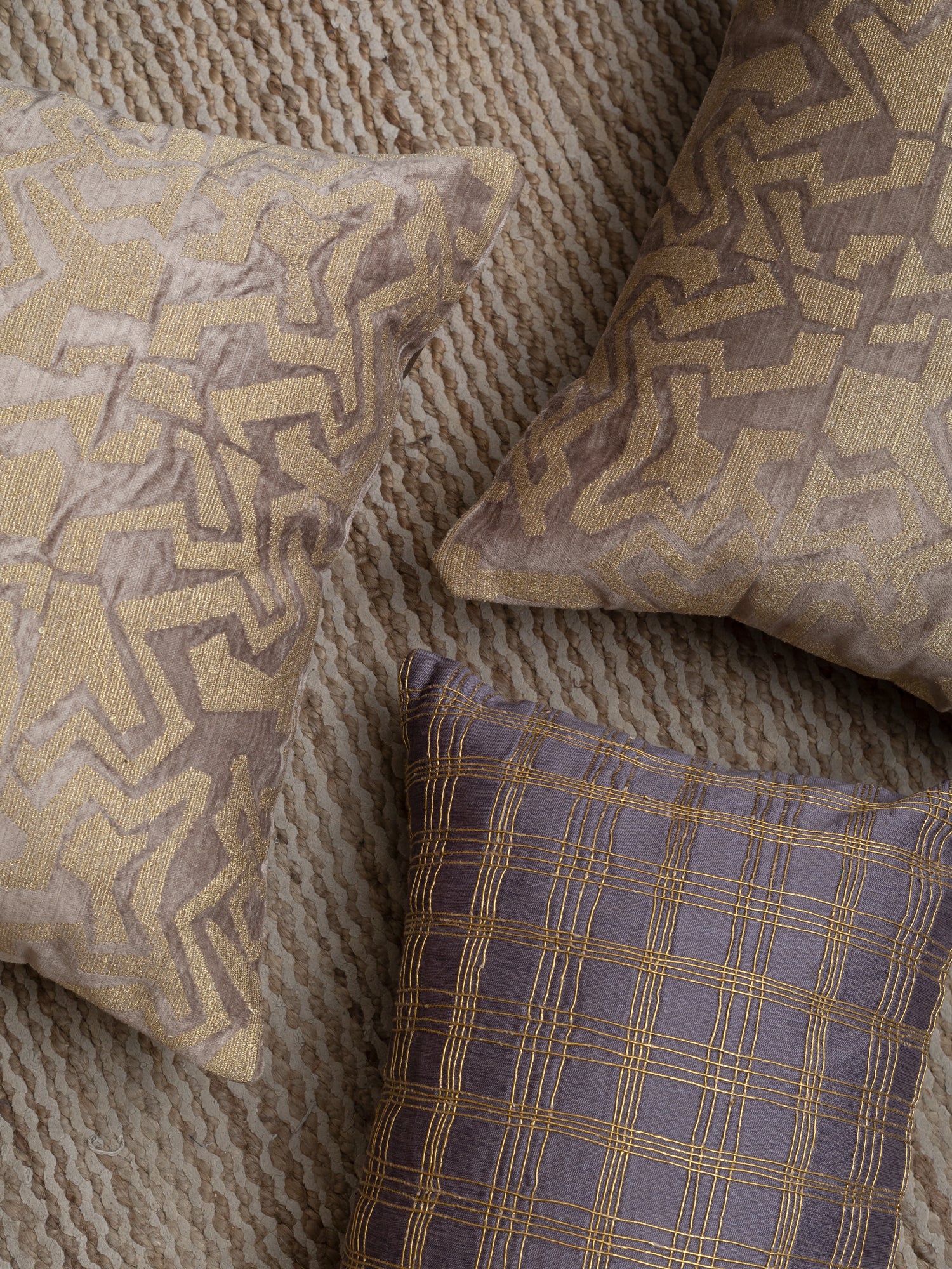 Liesaa  Bundled Cushion (Set of 3)