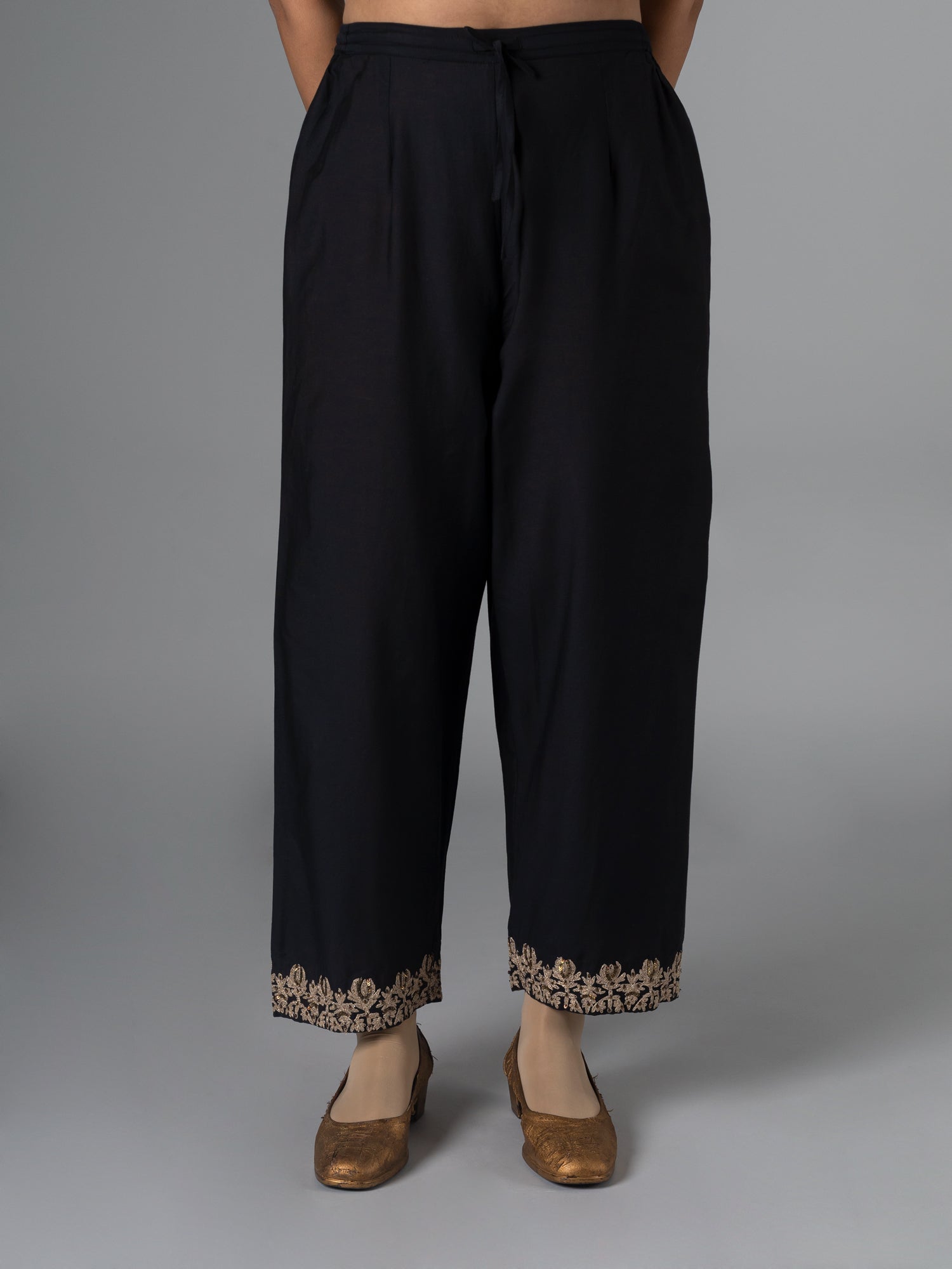 Daffodils Black Pyjama