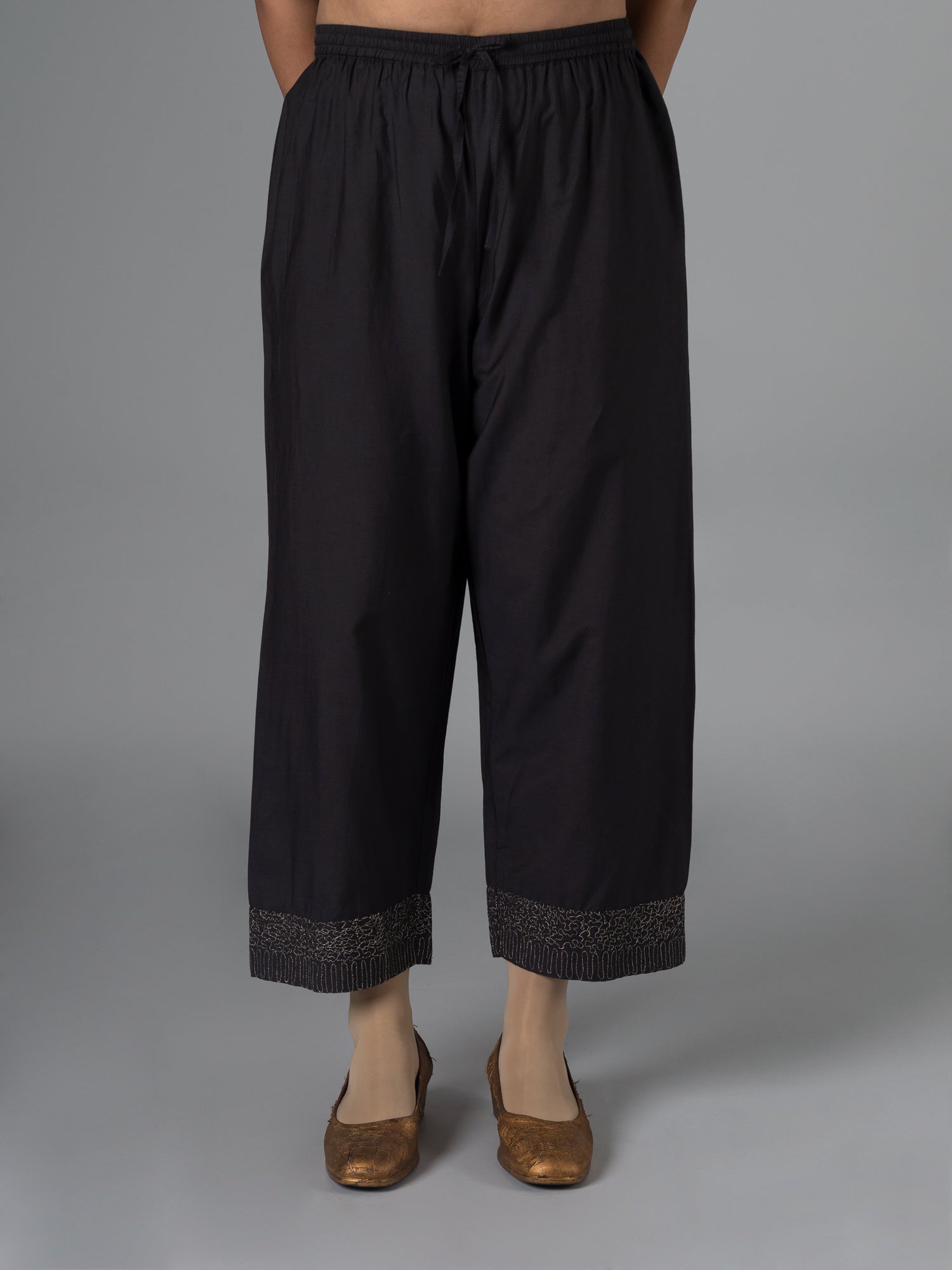 Dahlea Black Pyjama