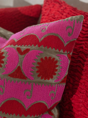 Yulduz Cushion Cover