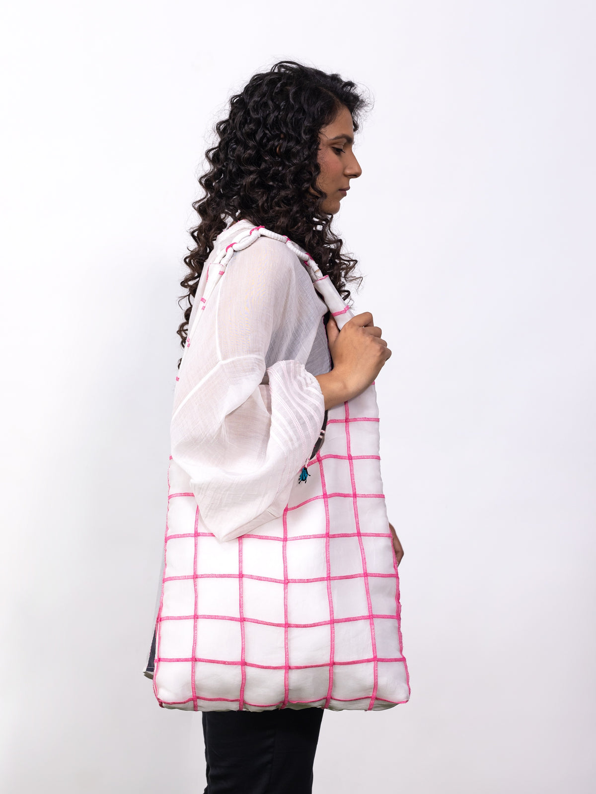 Flynn Natural Shoulder Bag