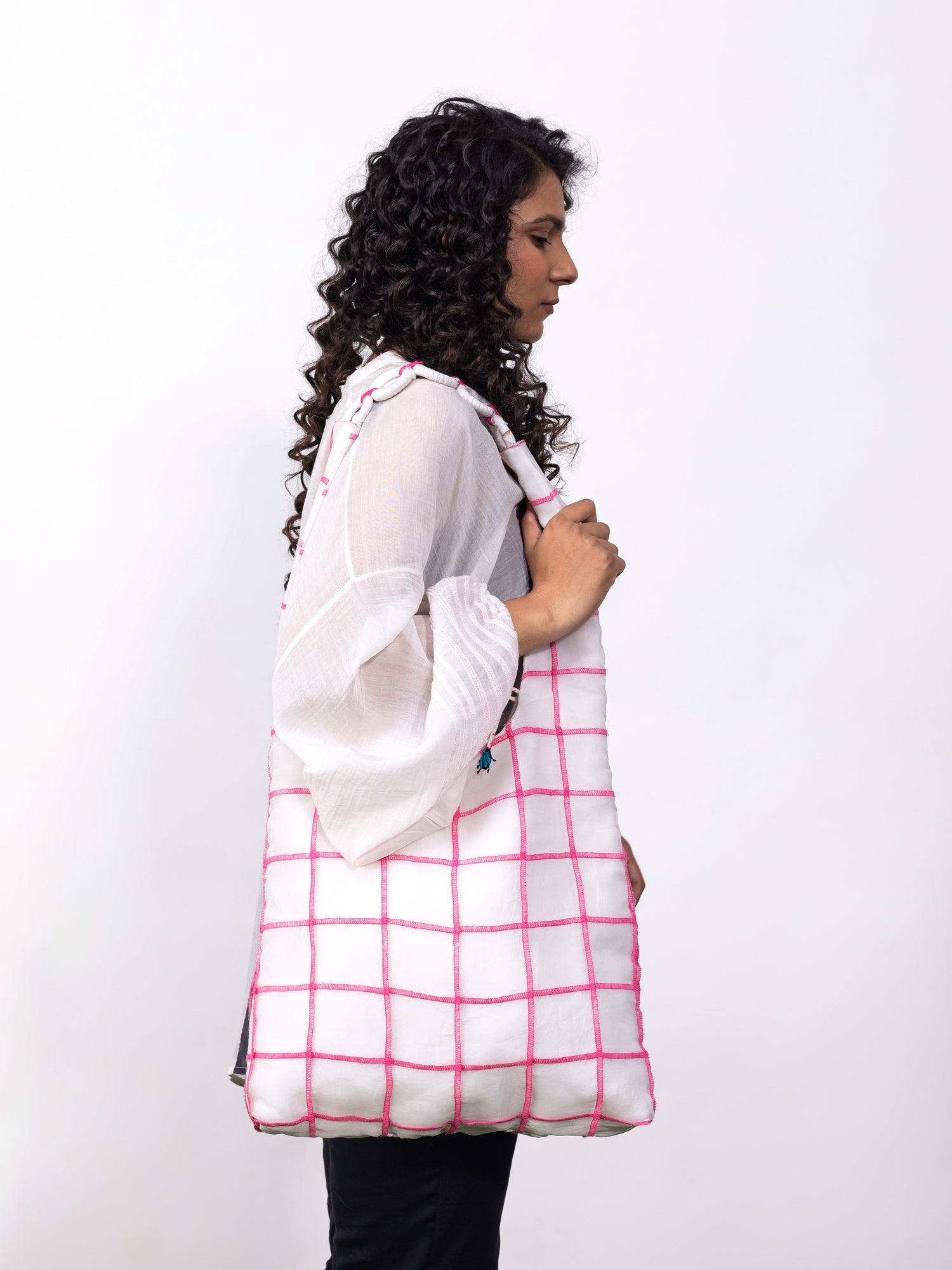 Flynn Natural Shoulder Bag