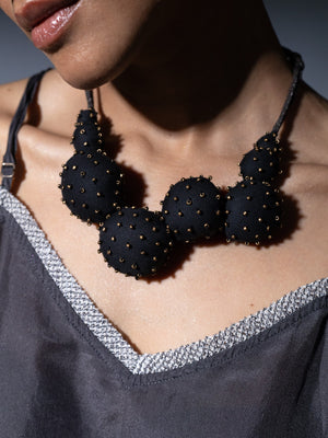 Venya Black Necklace