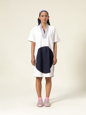 Moss White Black Dress