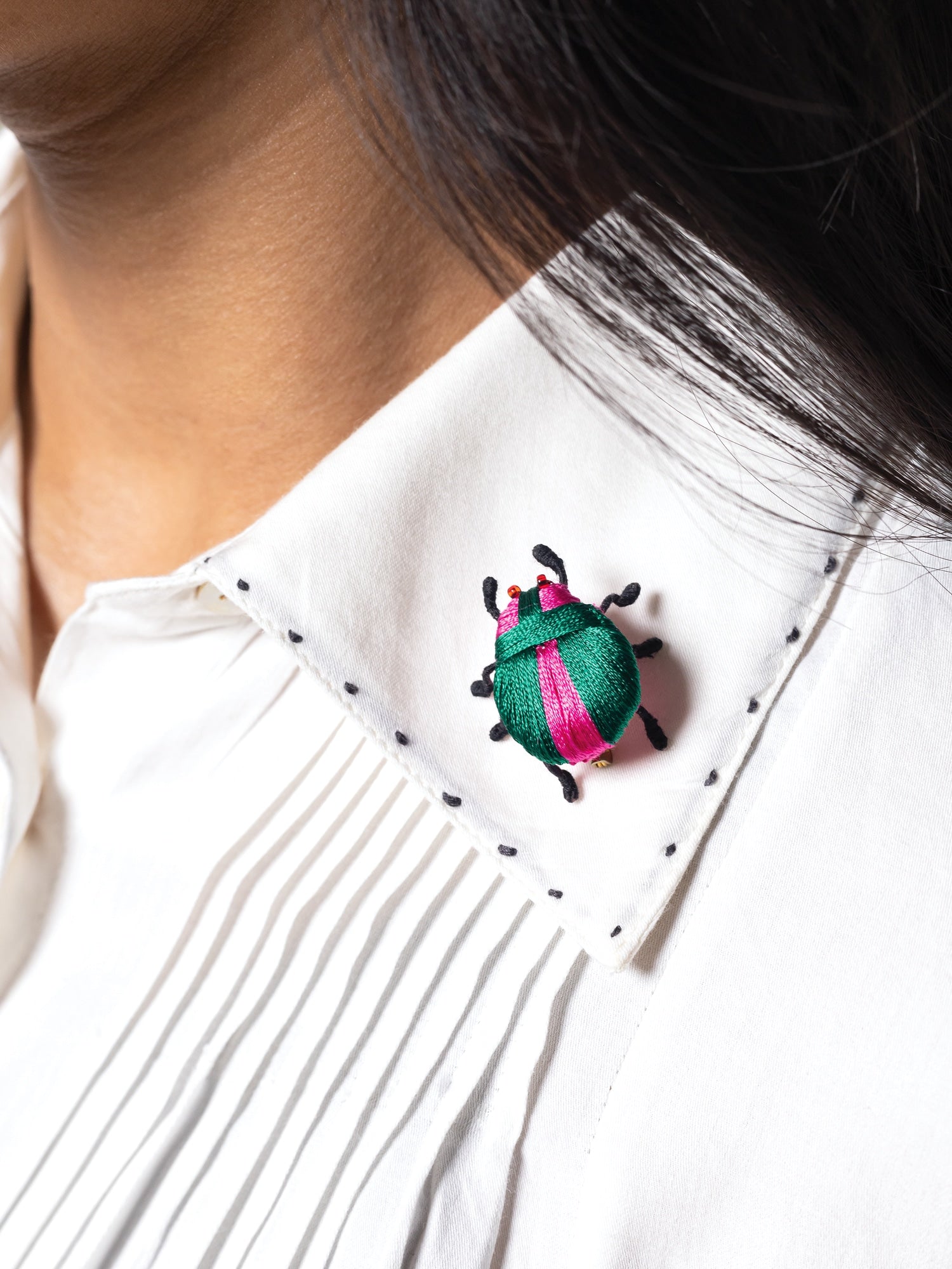 Twix Beetle Green/Hotpink Brooch