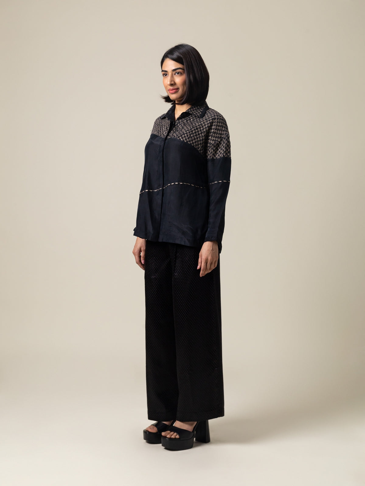 Chihiro Black Shirt