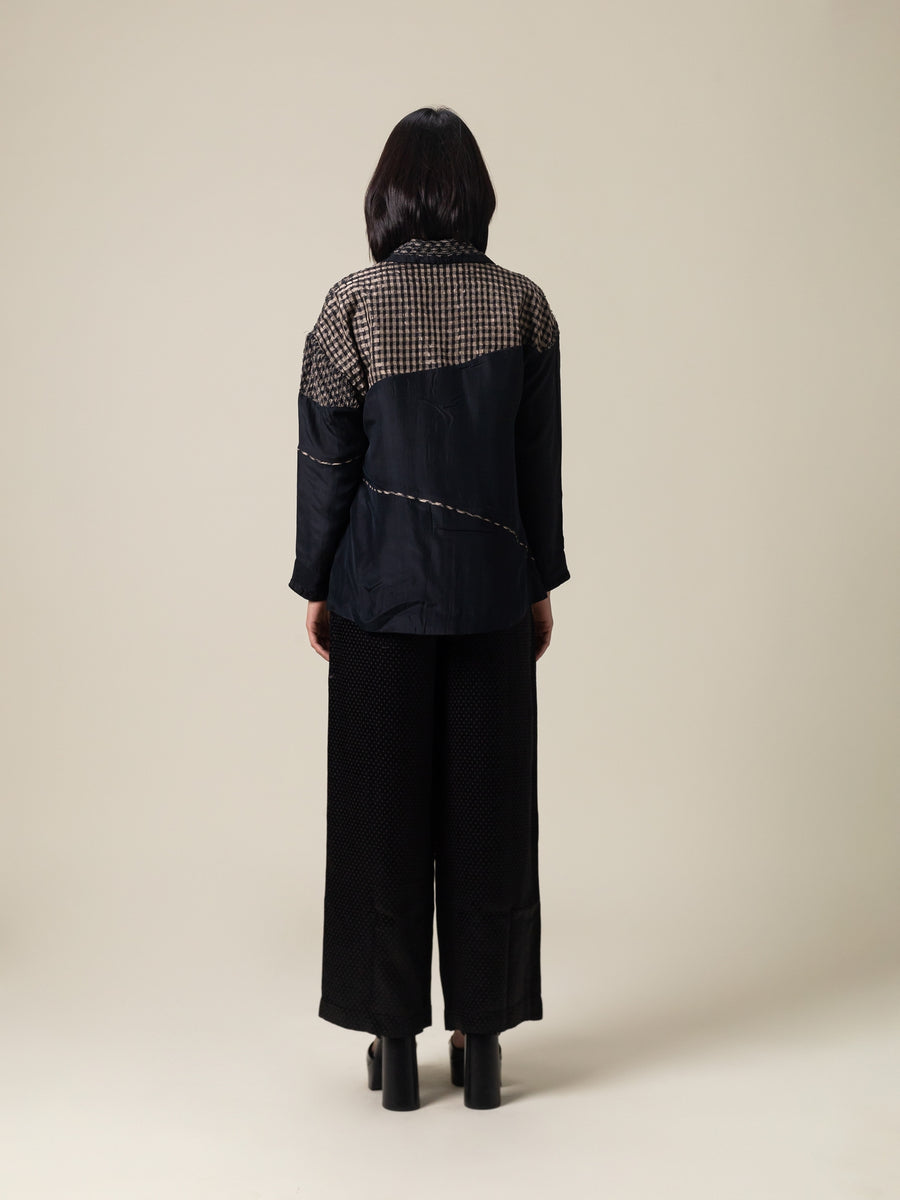 Chihiro Black Shirt