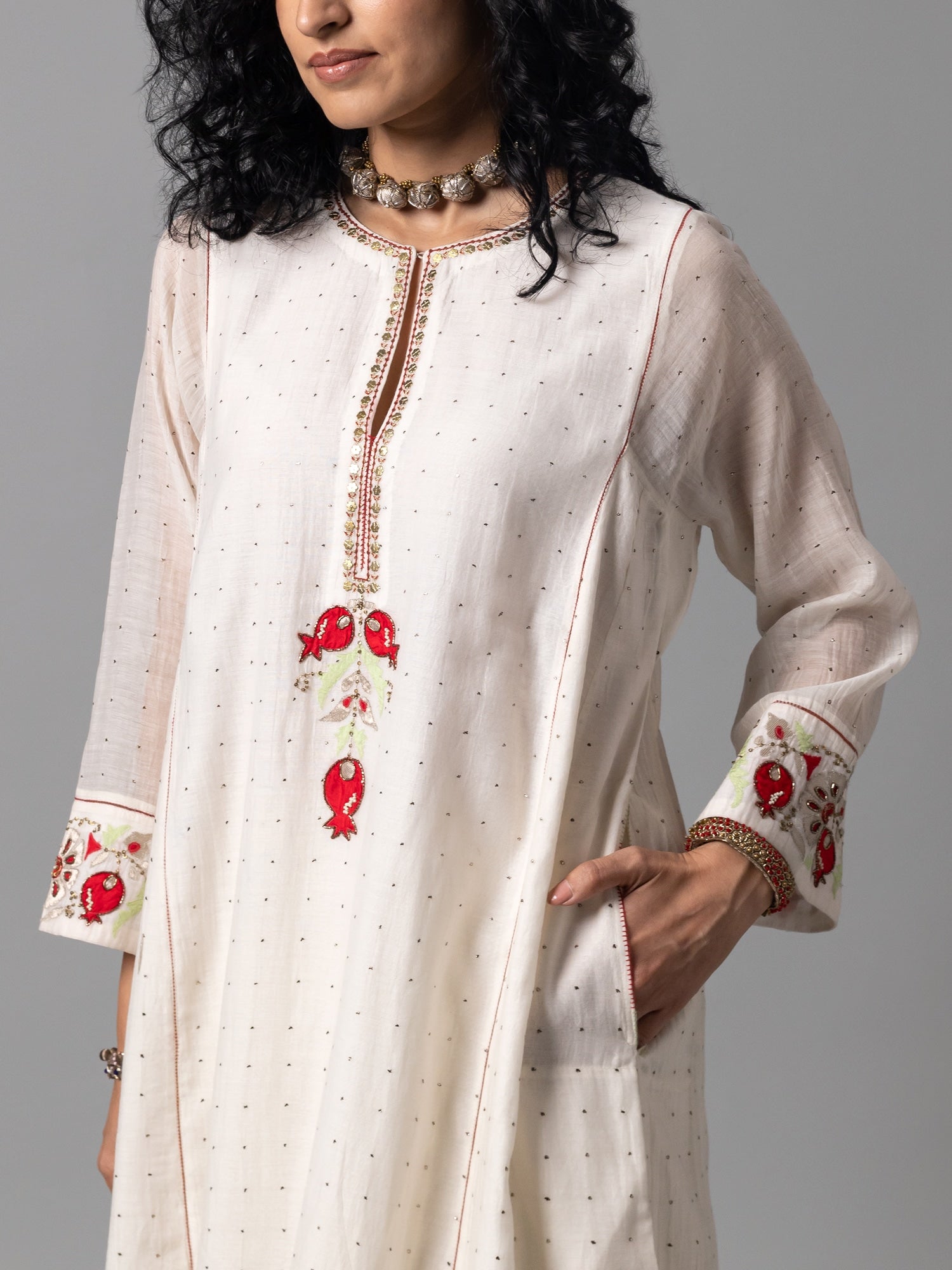 Basma Natural Kurta