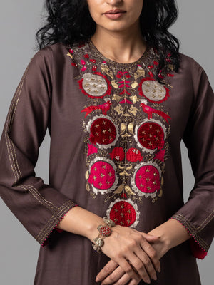 Zevor Brown Kurta