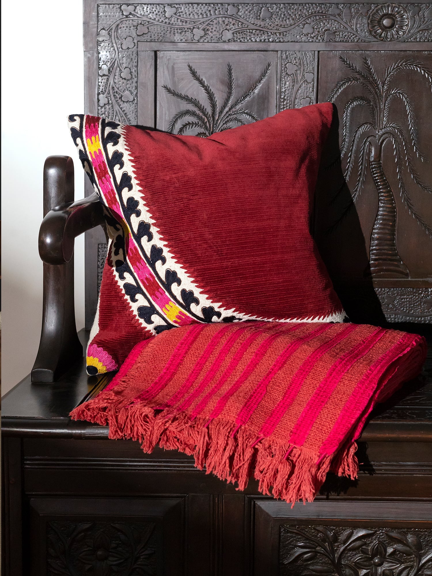 Suzanika Natural Cushion Cover