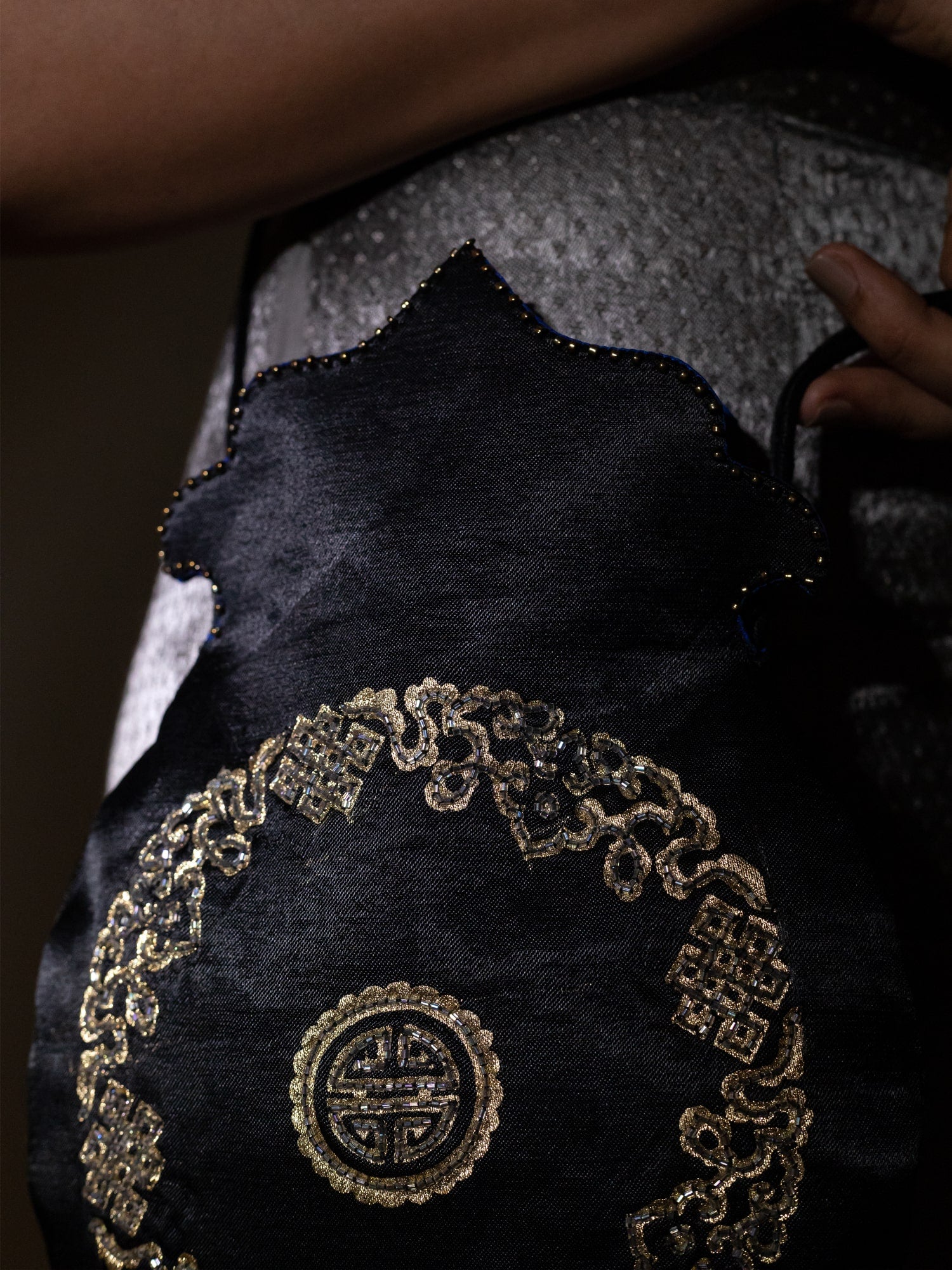 Niman Sling Bag
