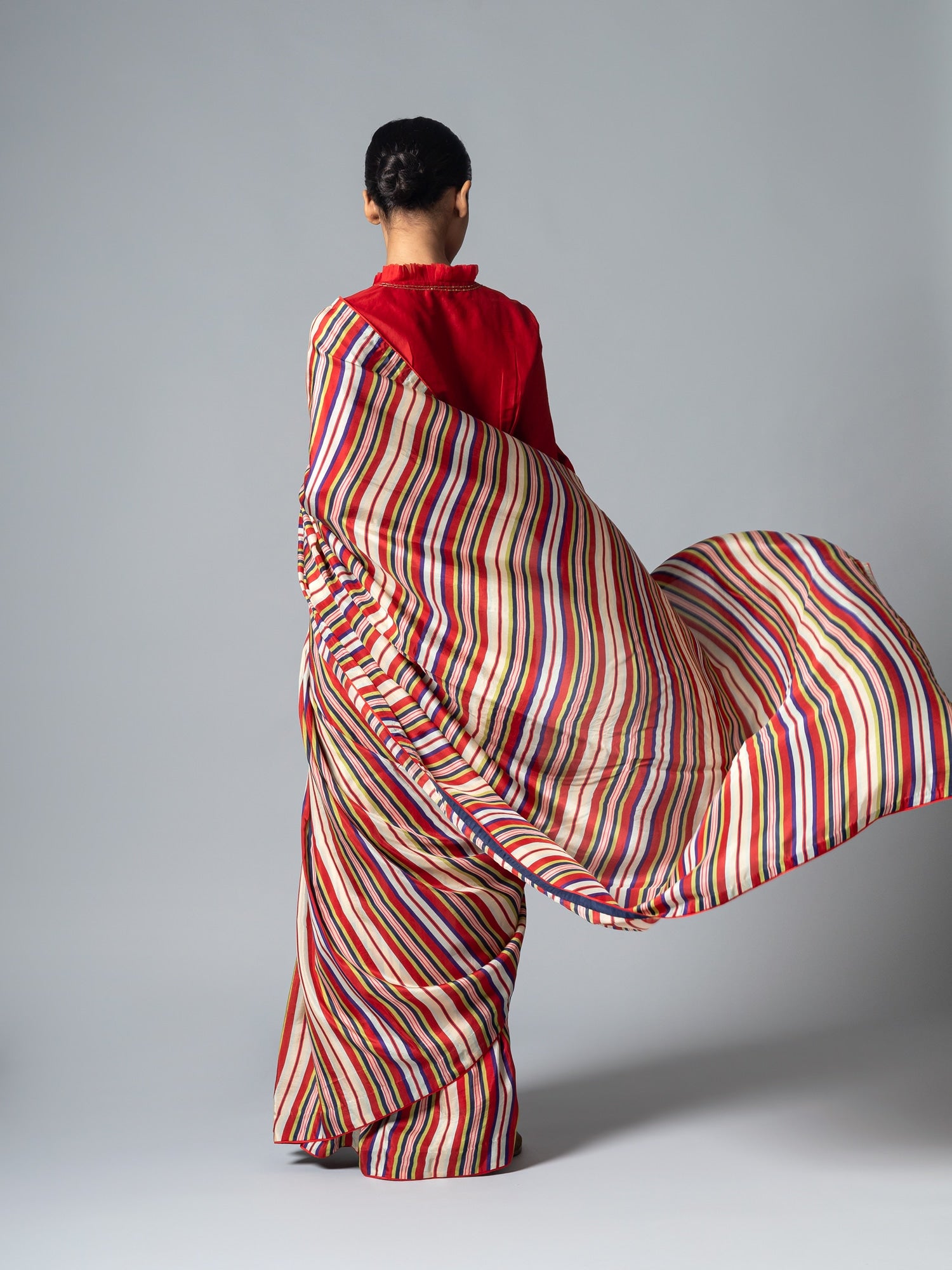 Chiziq Red Stripe Saree