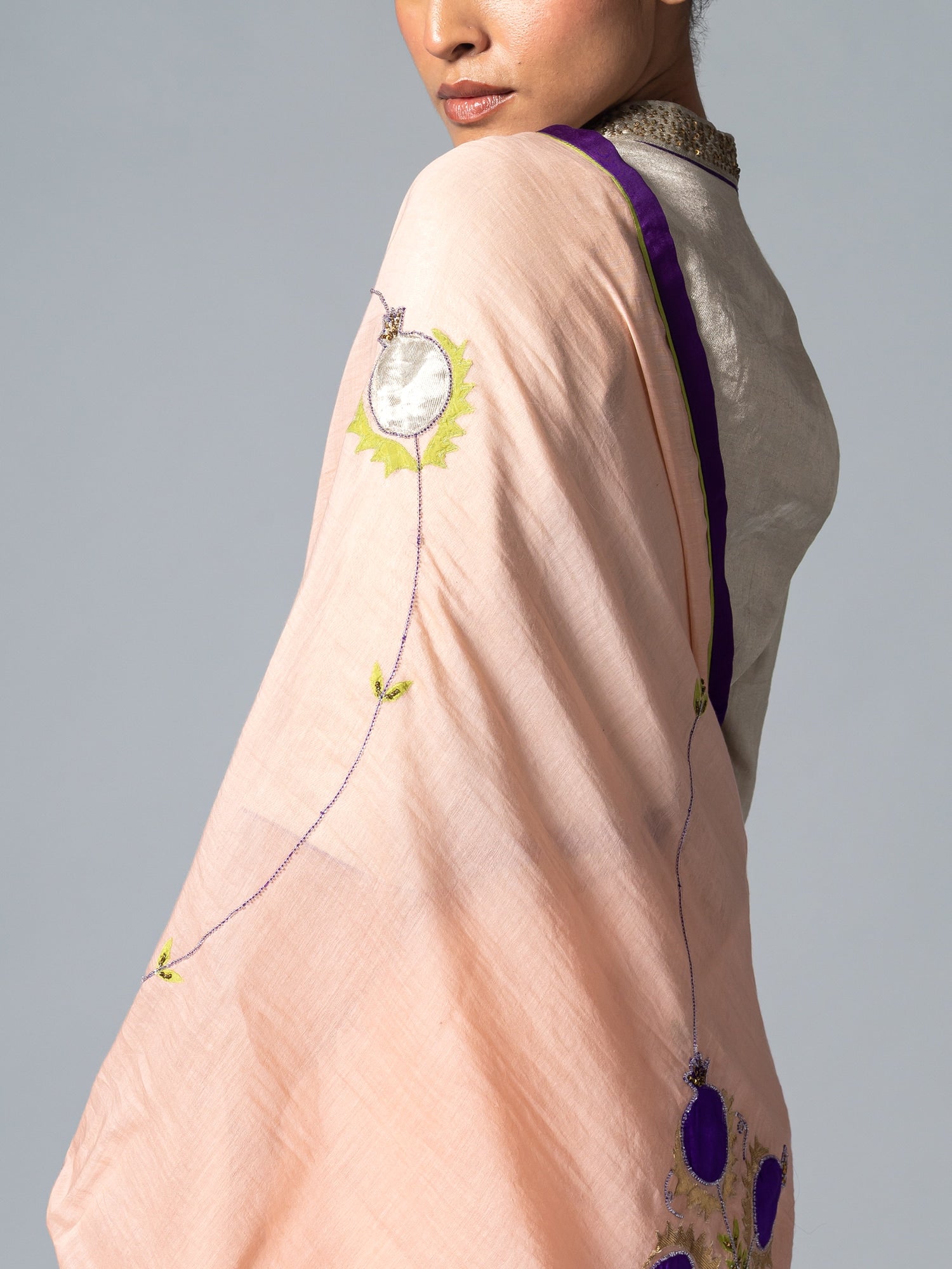 Nozik Pink Saree