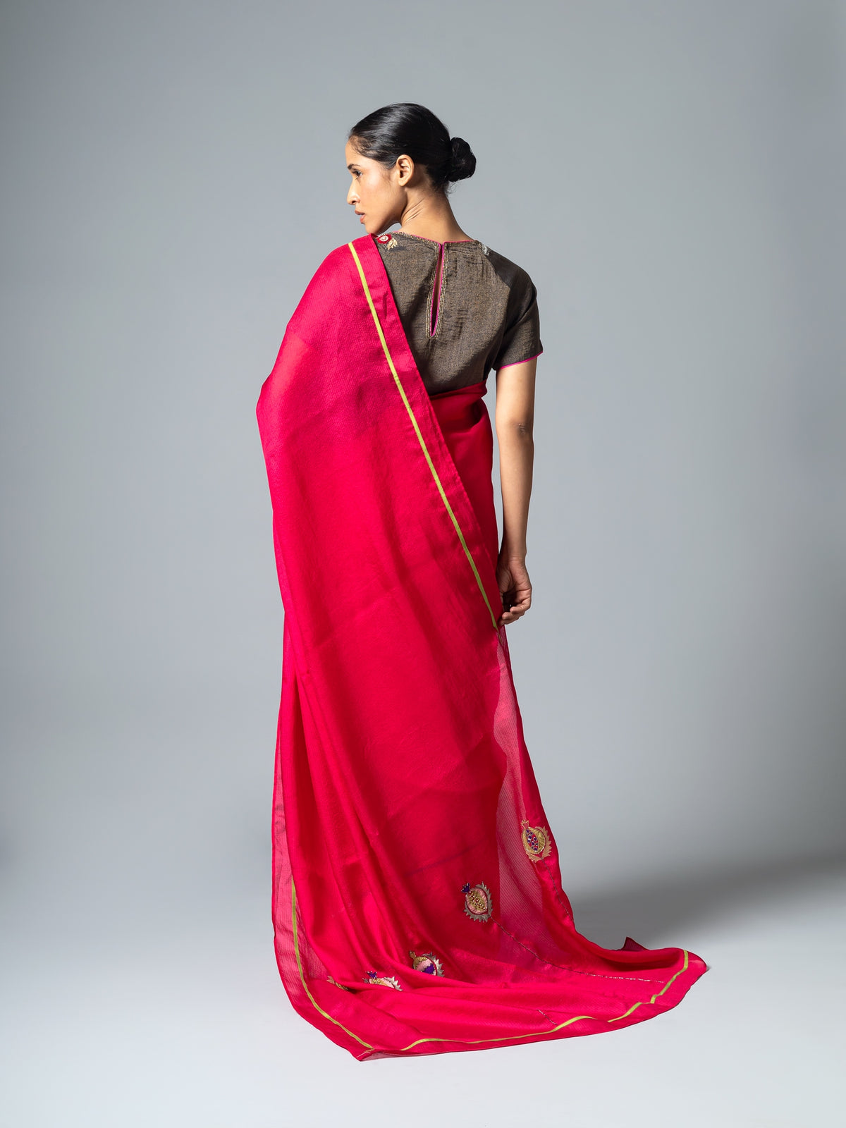 Gullari Rani Saree